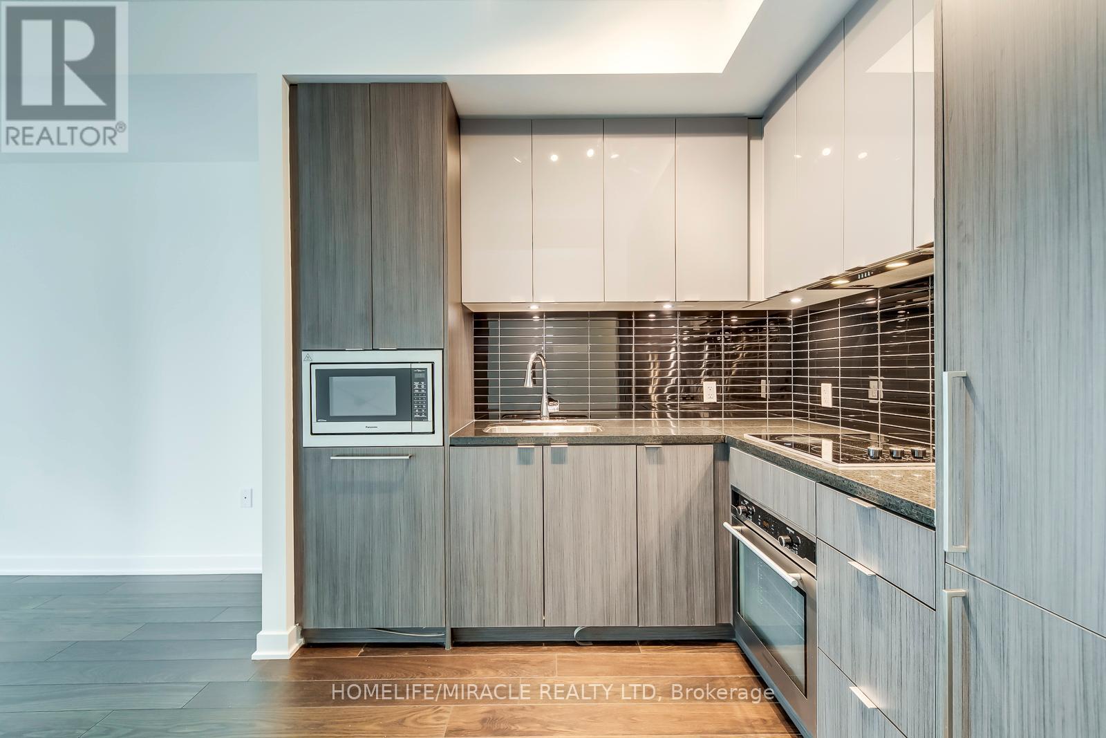 3210 - 125 Blue Jays Way, Toronto (waterfront Communities), Ontario