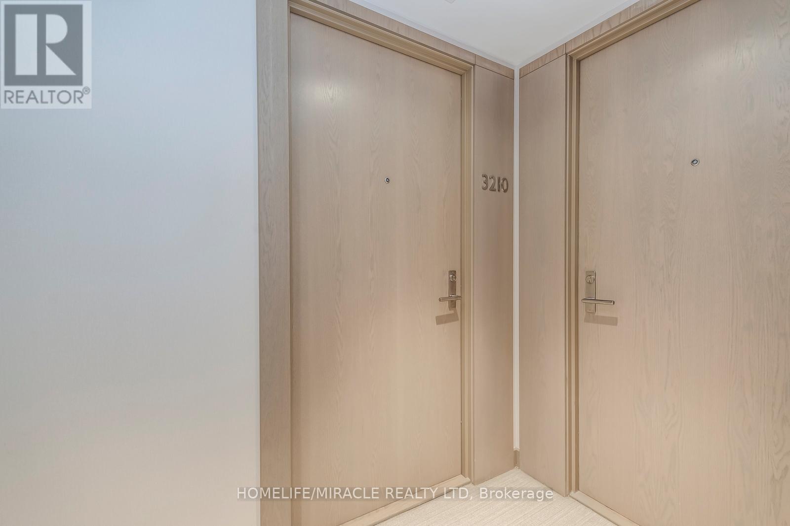 3210 - 125 Blue Jays Way, Toronto (waterfront Communities), Ontario