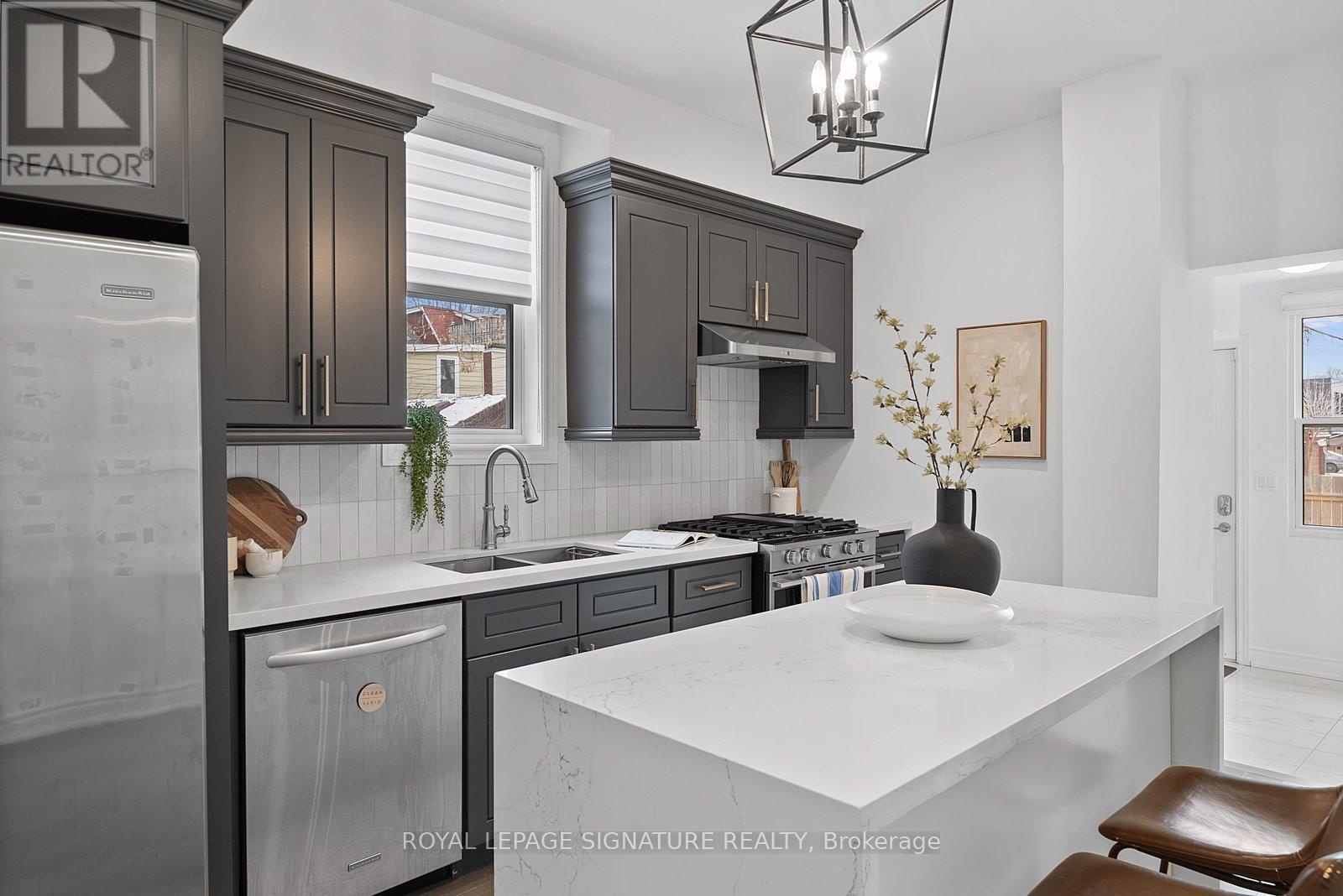 15 Yarmouth Road, Toronto (annex), Ontario