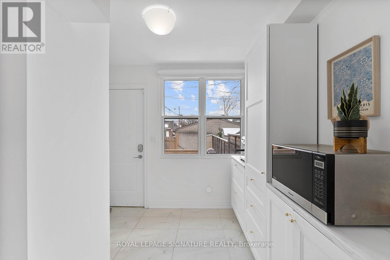 15 Yarmouth Road, Toronto (annex), Ontario