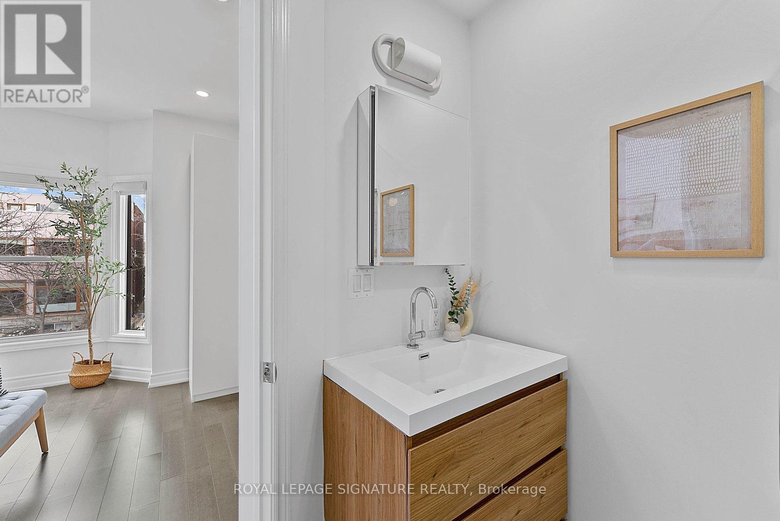 15 Yarmouth Road, Toronto (annex), Ontario