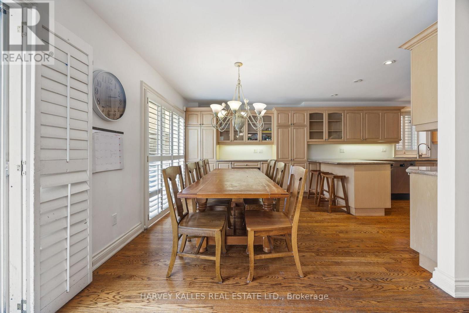 26 Forest Ridge Drive, Toronto (forest Hill North), Ontario