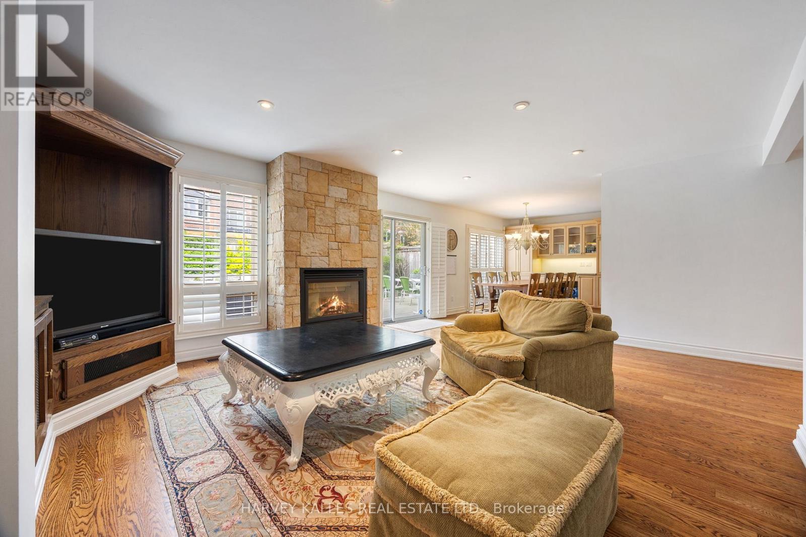 26 Forest Ridge Drive, Toronto (forest Hill North), Ontario