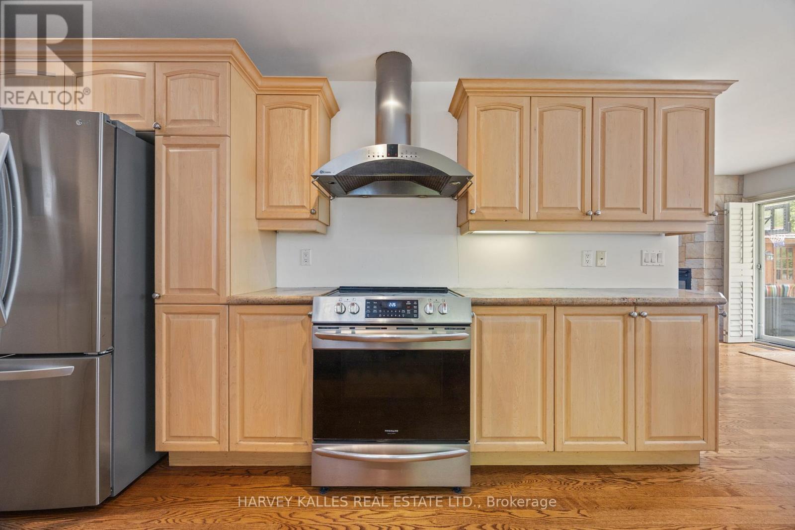 26 Forest Ridge Drive, Toronto (forest Hill North), Ontario