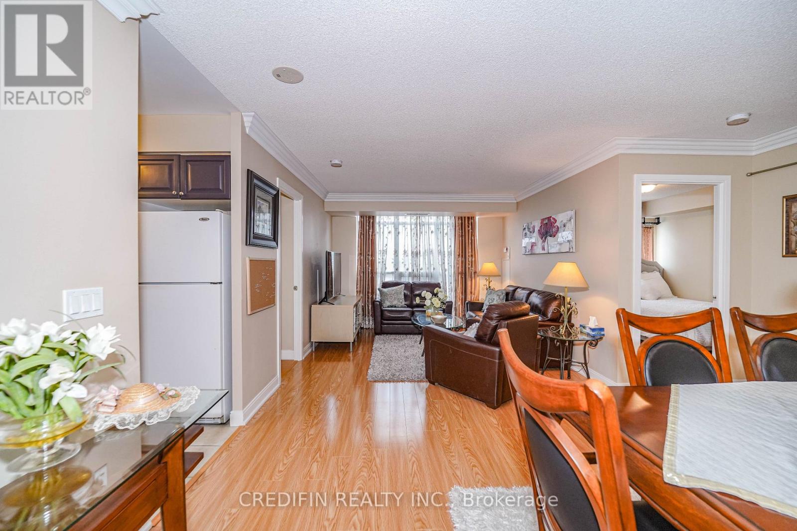 1118 - 238 Bonis Avenue, Toronto (tam O'shanter-sullivan), Ontario