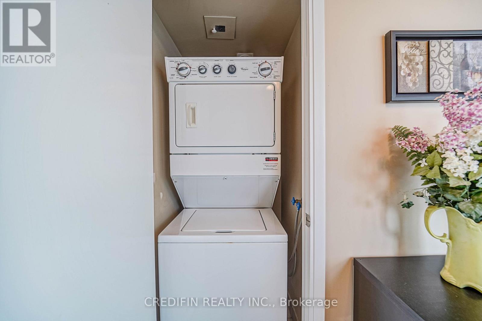 1118 - 238 Bonis Avenue, Toronto (tam O'shanter-sullivan), Ontario