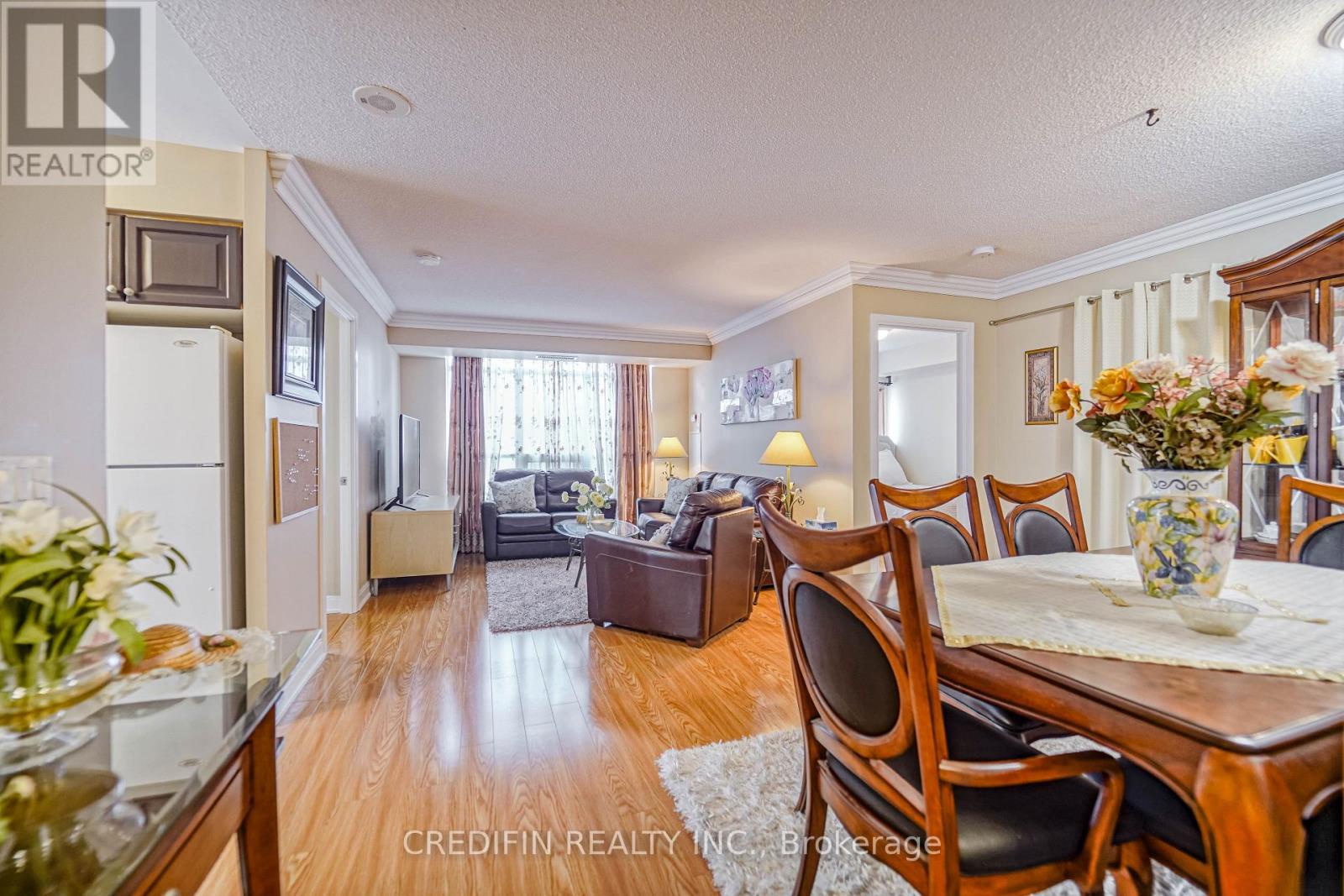 1118 - 238 Bonis Avenue, Toronto (tam O'shanter-sullivan), Ontario