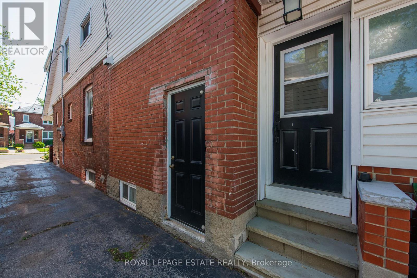 138 Woodmount Avenue, Toronto (danforth Village-east York), Ontario