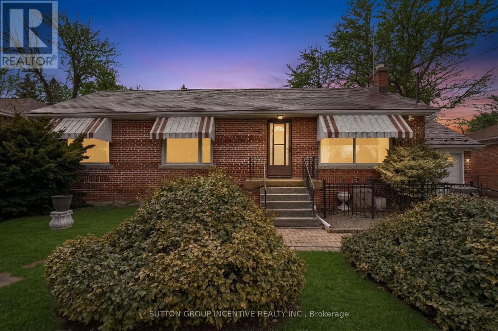 6 Kingsmere Crescent, Toronto (scarborough Village), Ontario