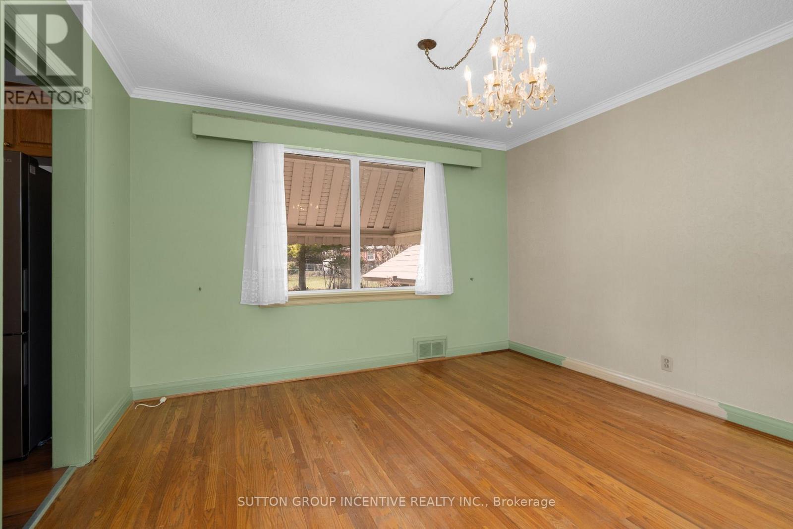 6 Kingsmere Crescent, Toronto (scarborough Village), Ontario