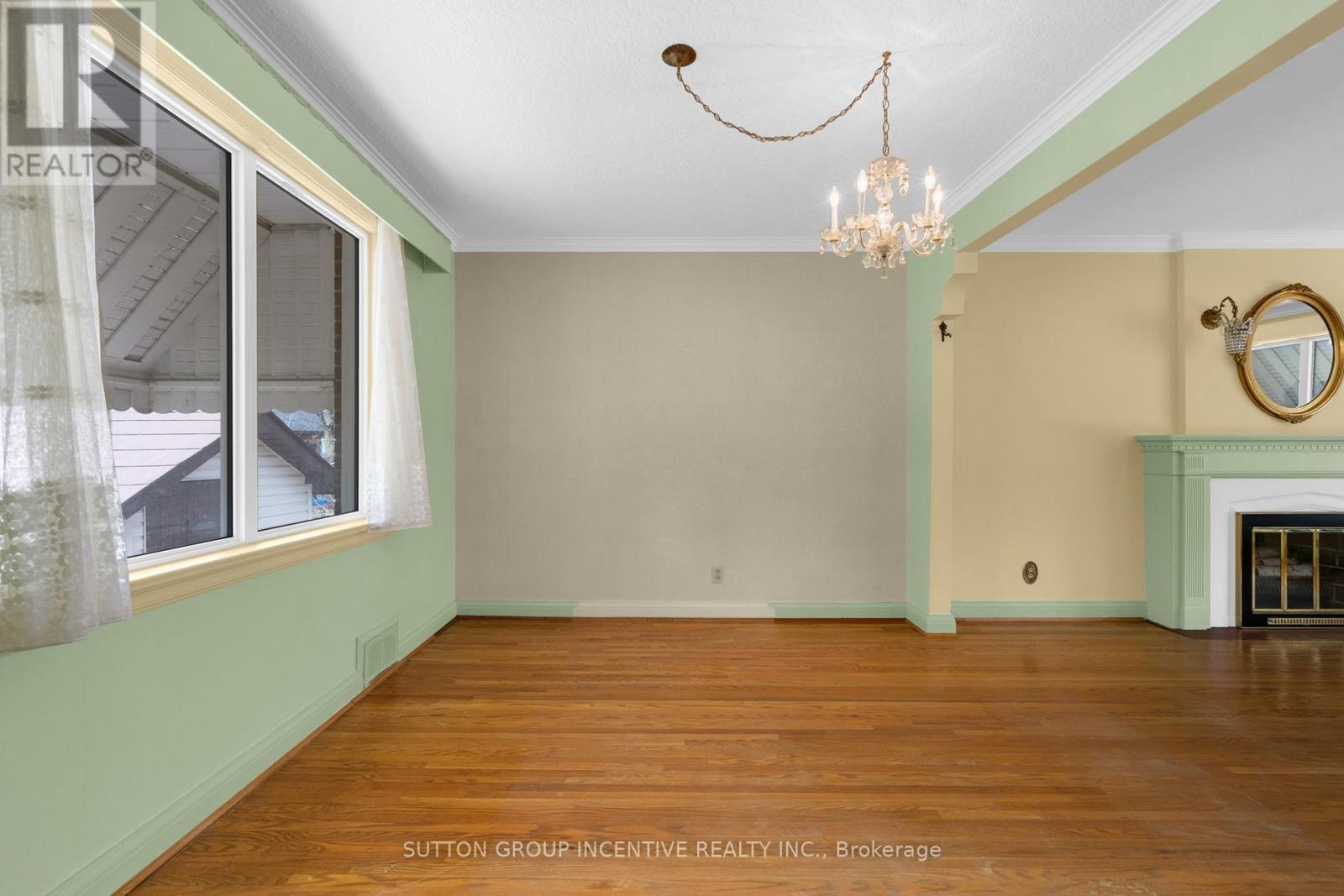 6 Kingsmere Crescent, Toronto (scarborough Village), Ontario