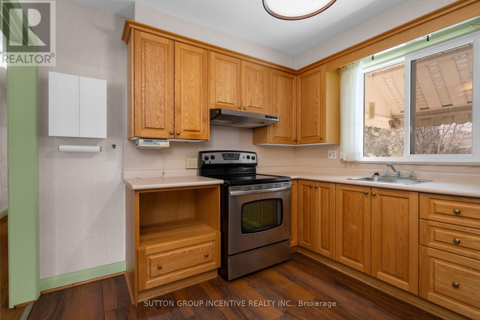 6 Kingsmere Crescent, Toronto (scarborough Village), Ontario