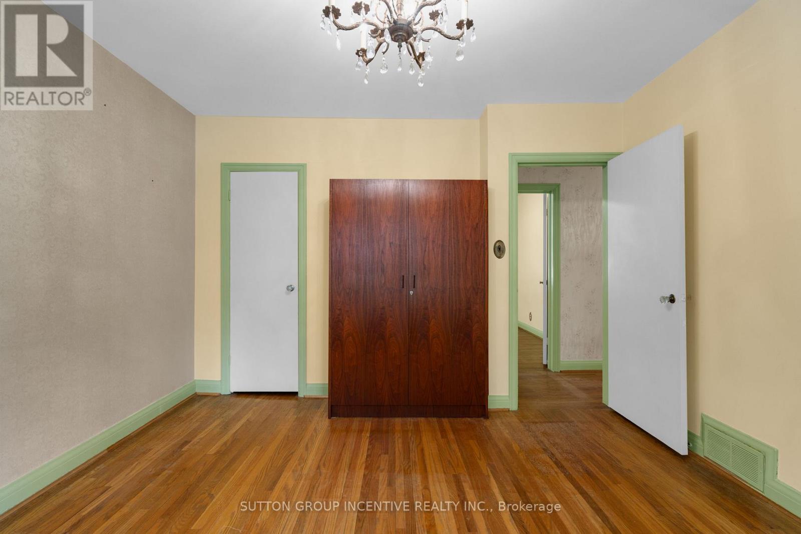 6 Kingsmere Crescent, Toronto (scarborough Village), Ontario