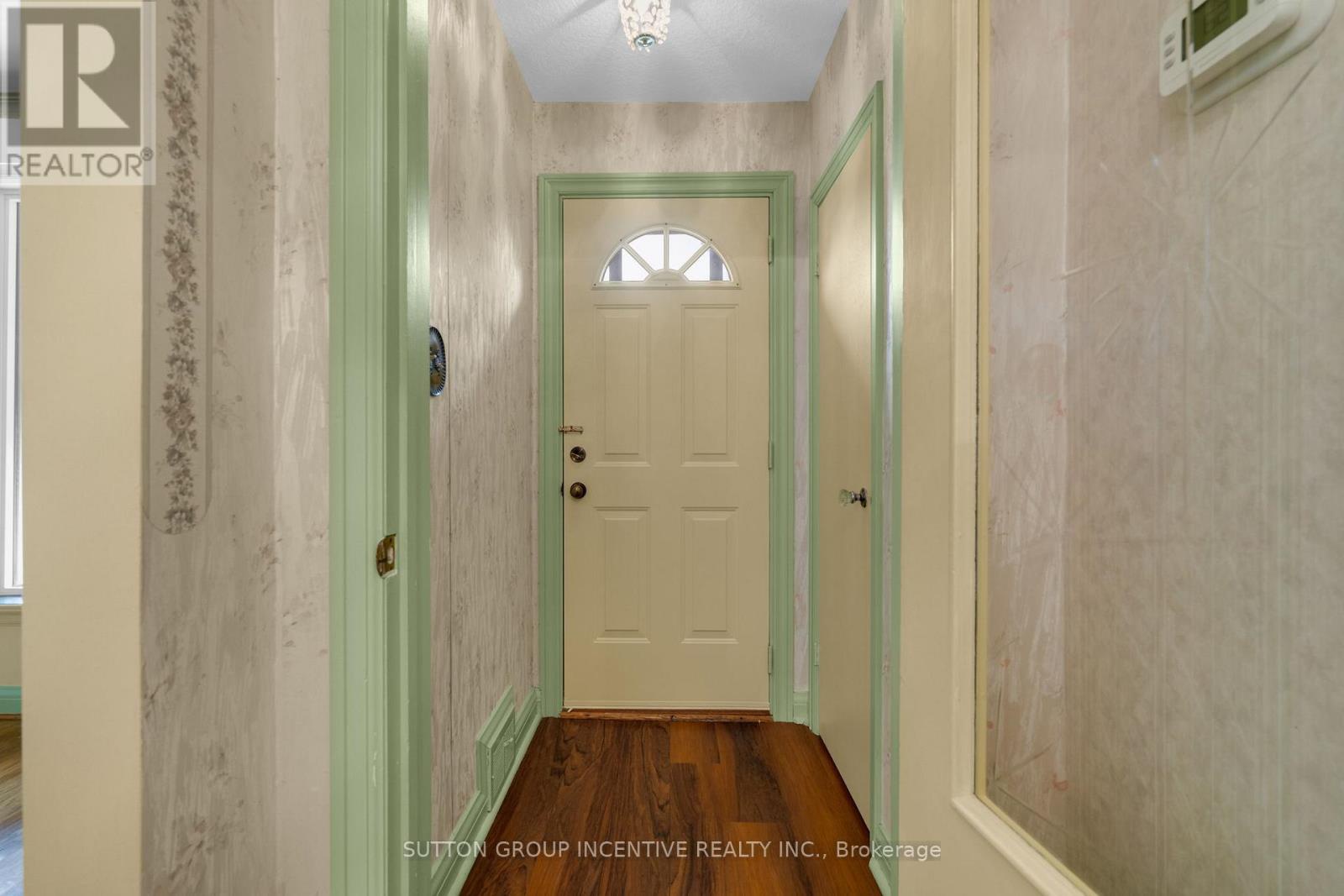 6 Kingsmere Crescent, Toronto (scarborough Village), Ontario