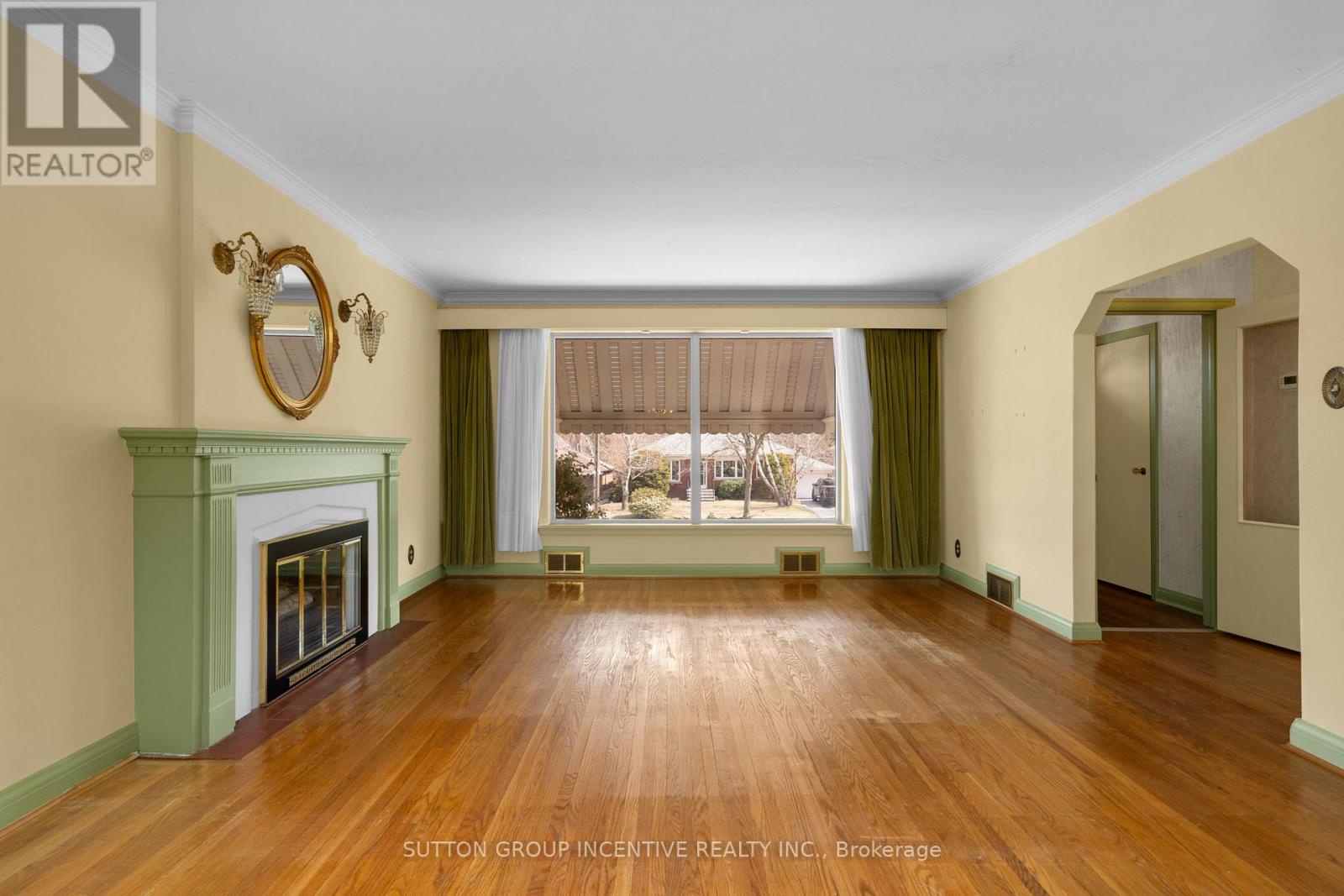 6 Kingsmere Crescent, Toronto (scarborough Village), Ontario