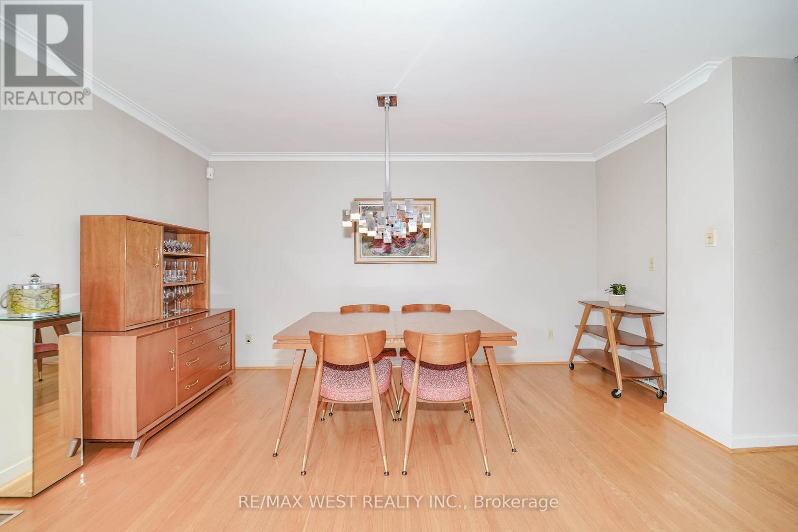 47 Saint Georges Road, Toronto (edenbridge-humber Valley), Ontario