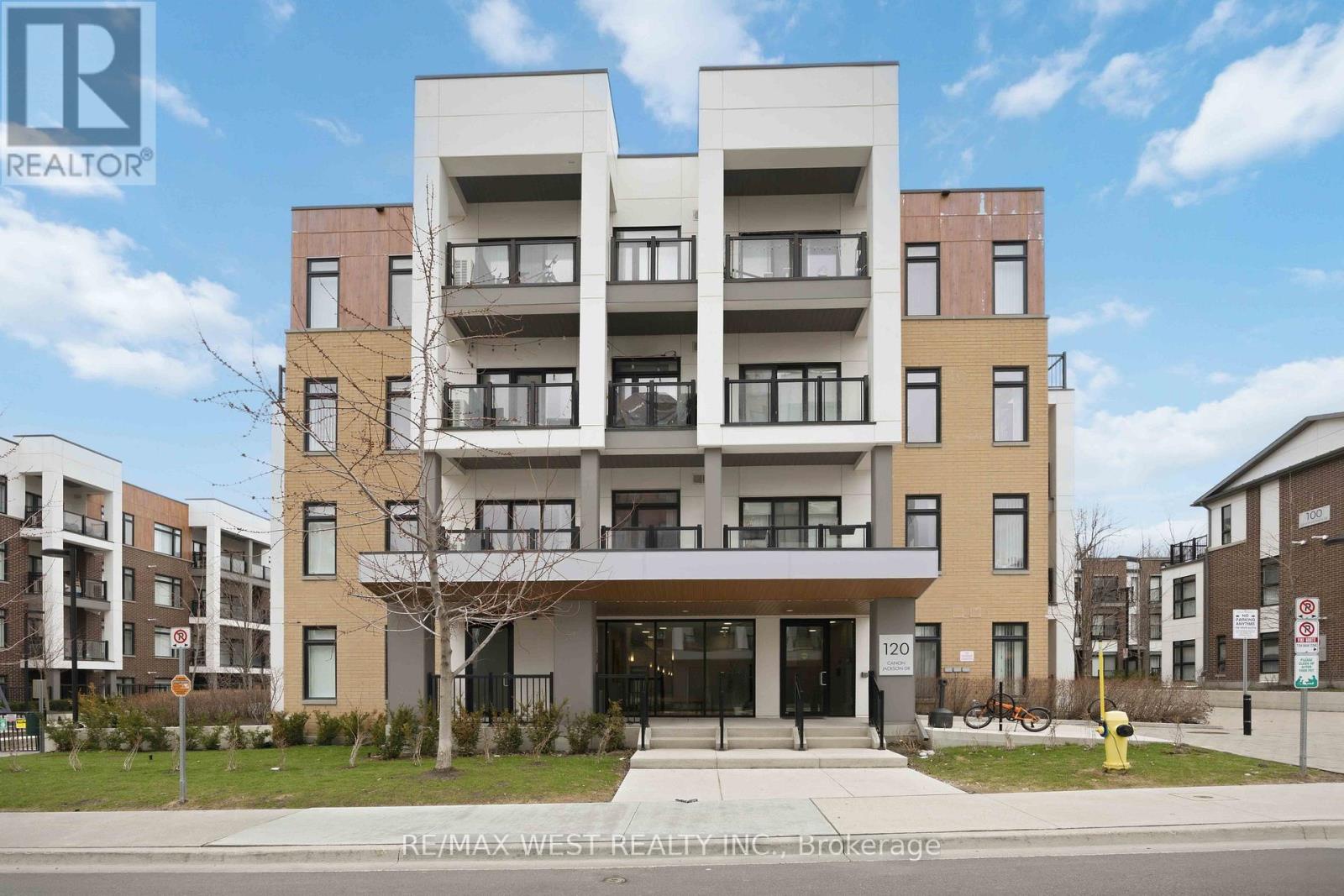 311 - 120 Canon Jackson Drive, Toronto (beechborough-greenbrook), Ontario