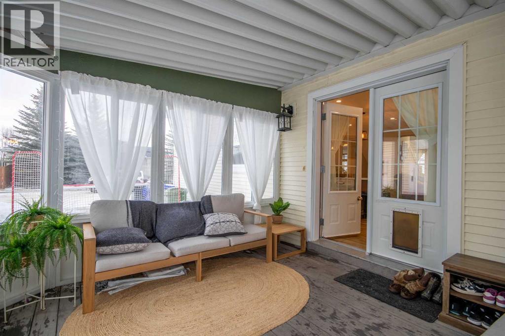 5910 60 Street, Olds, Alberta