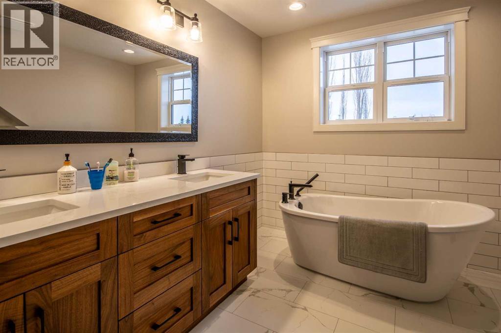 5910 60 Street, Olds, Alberta