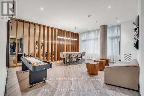 617 - 1808 St. Clair Avenue W, Toronto (weston-pellam Park), Ontario