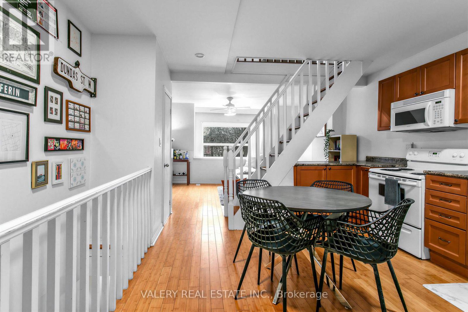 1060 Dundas Street W, Toronto (trinity-bellwoods), Ontario