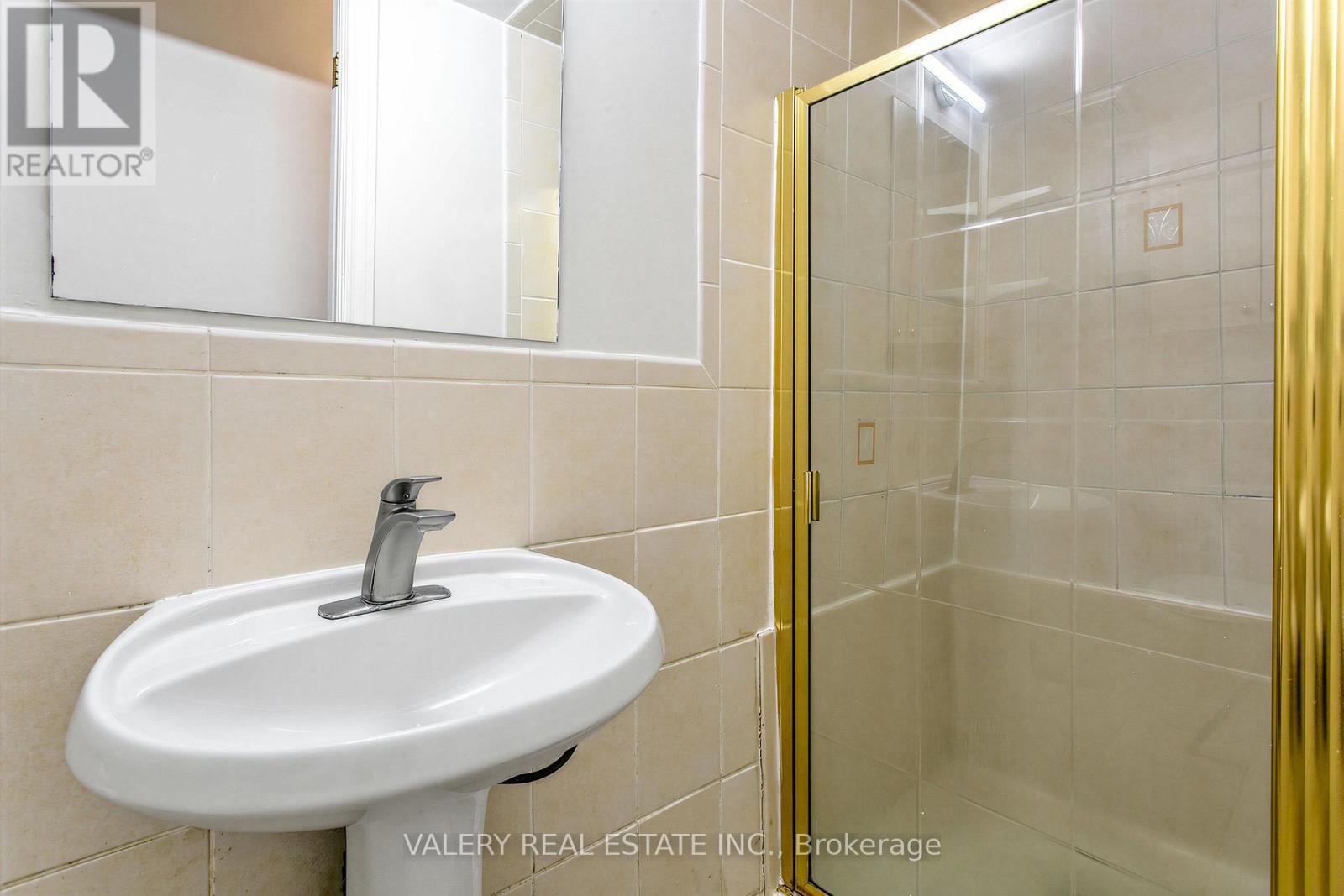 1060 Dundas Street W, Toronto (trinity-bellwoods), Ontario