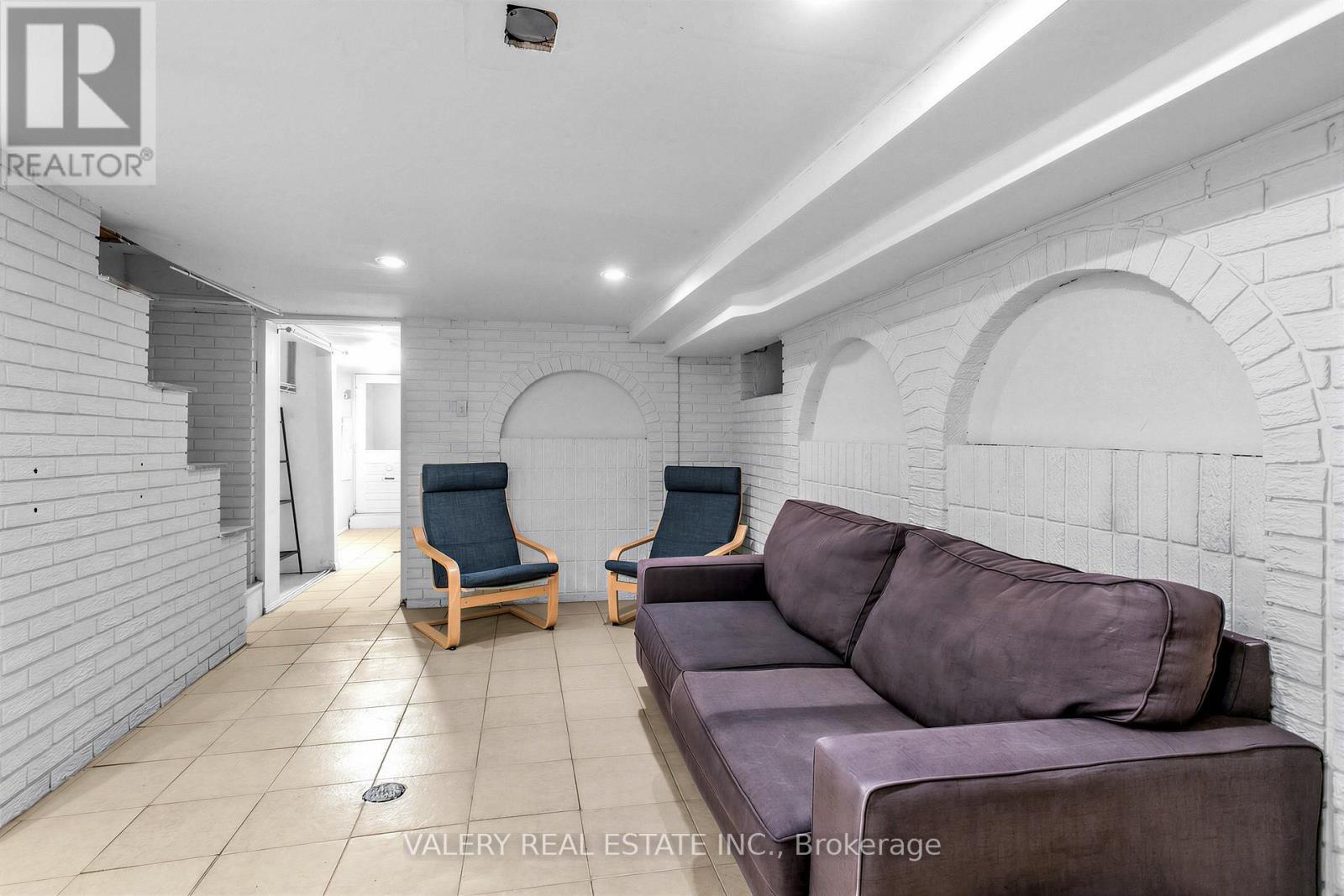 1060 Dundas Street W, Toronto (trinity-bellwoods), Ontario