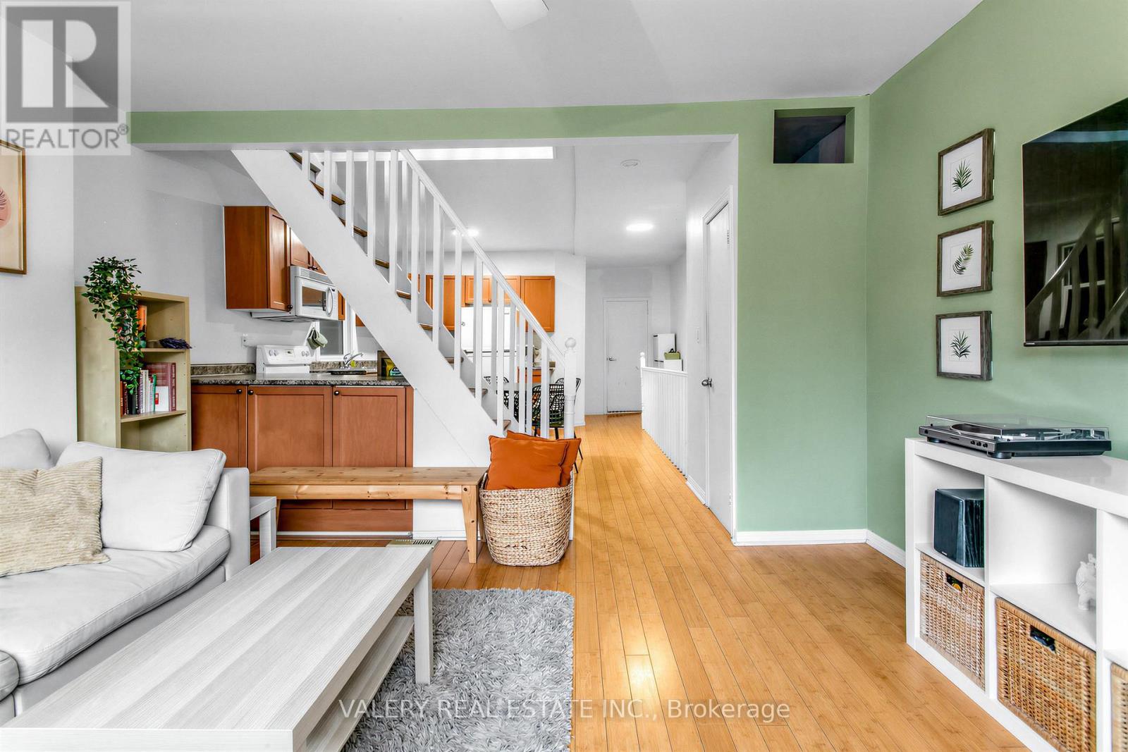 1060 Dundas Street W, Toronto (trinity-bellwoods), Ontario