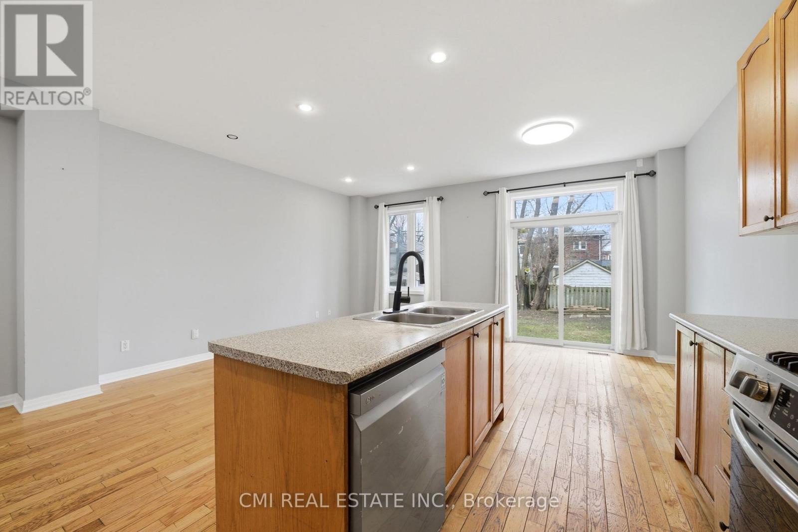 248 Ashdale Avenue, Toronto (greenwood-coxwell), Ontario