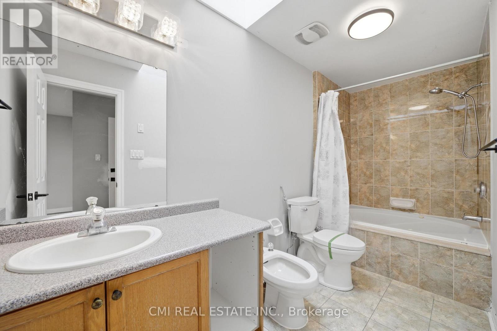 248 Ashdale Avenue, Toronto (greenwood-coxwell), Ontario