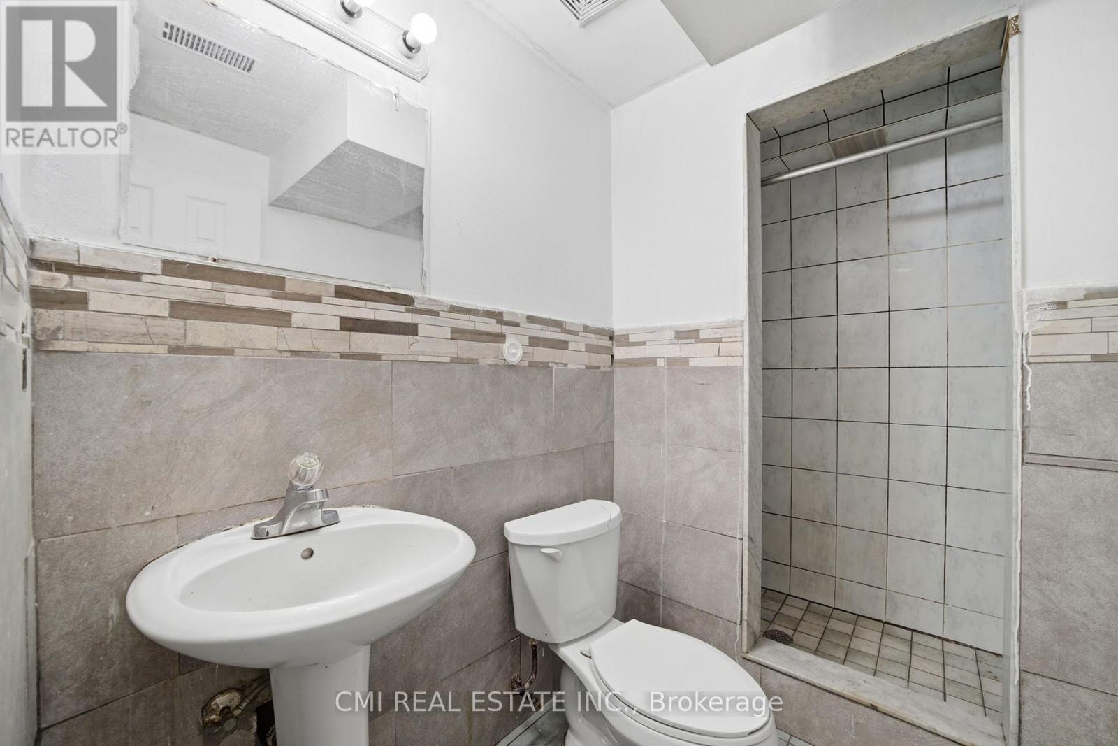 248 Ashdale Avenue, Toronto (greenwood-coxwell), Ontario