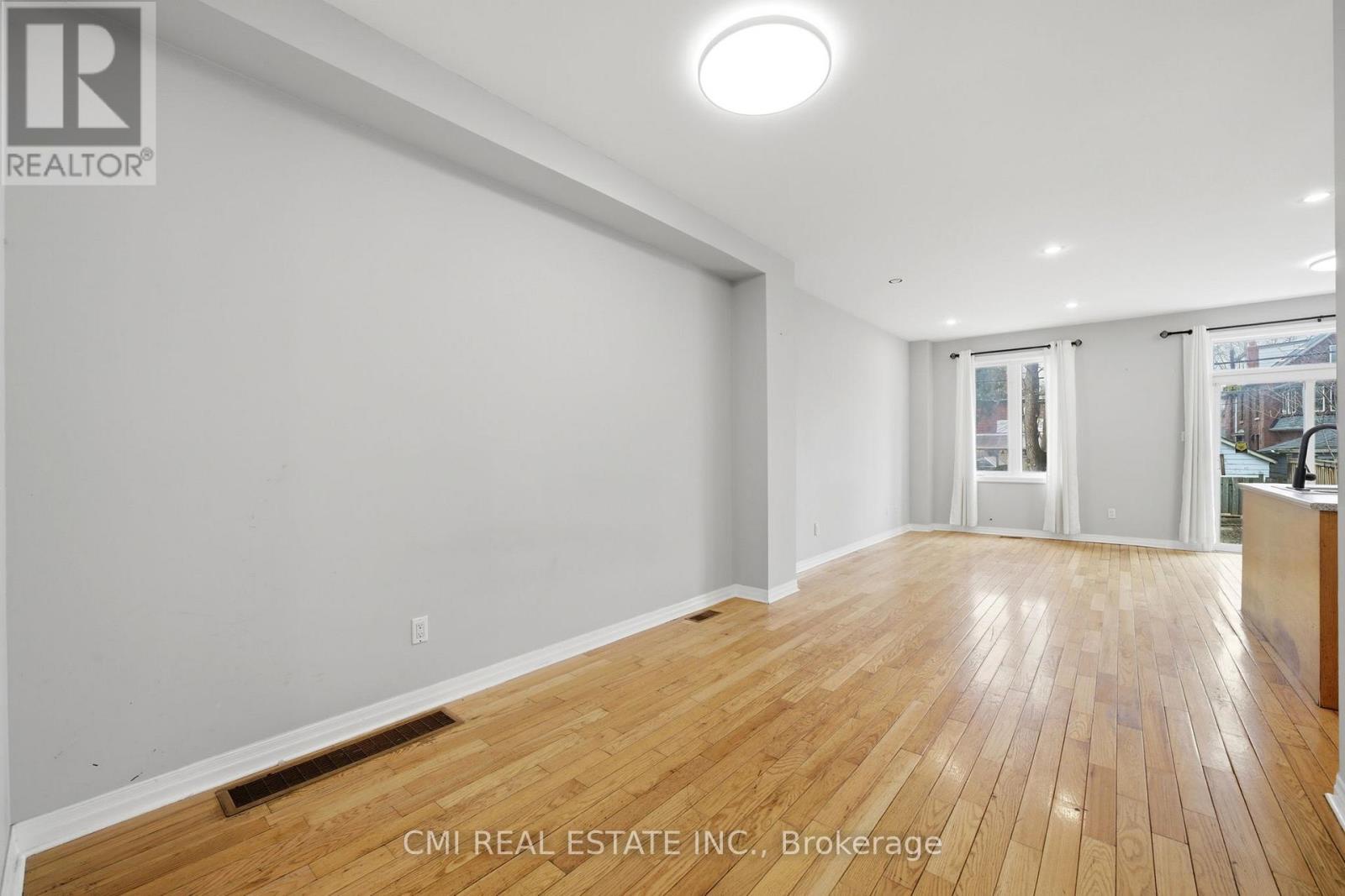 248 Ashdale Avenue, Toronto (greenwood-coxwell), Ontario