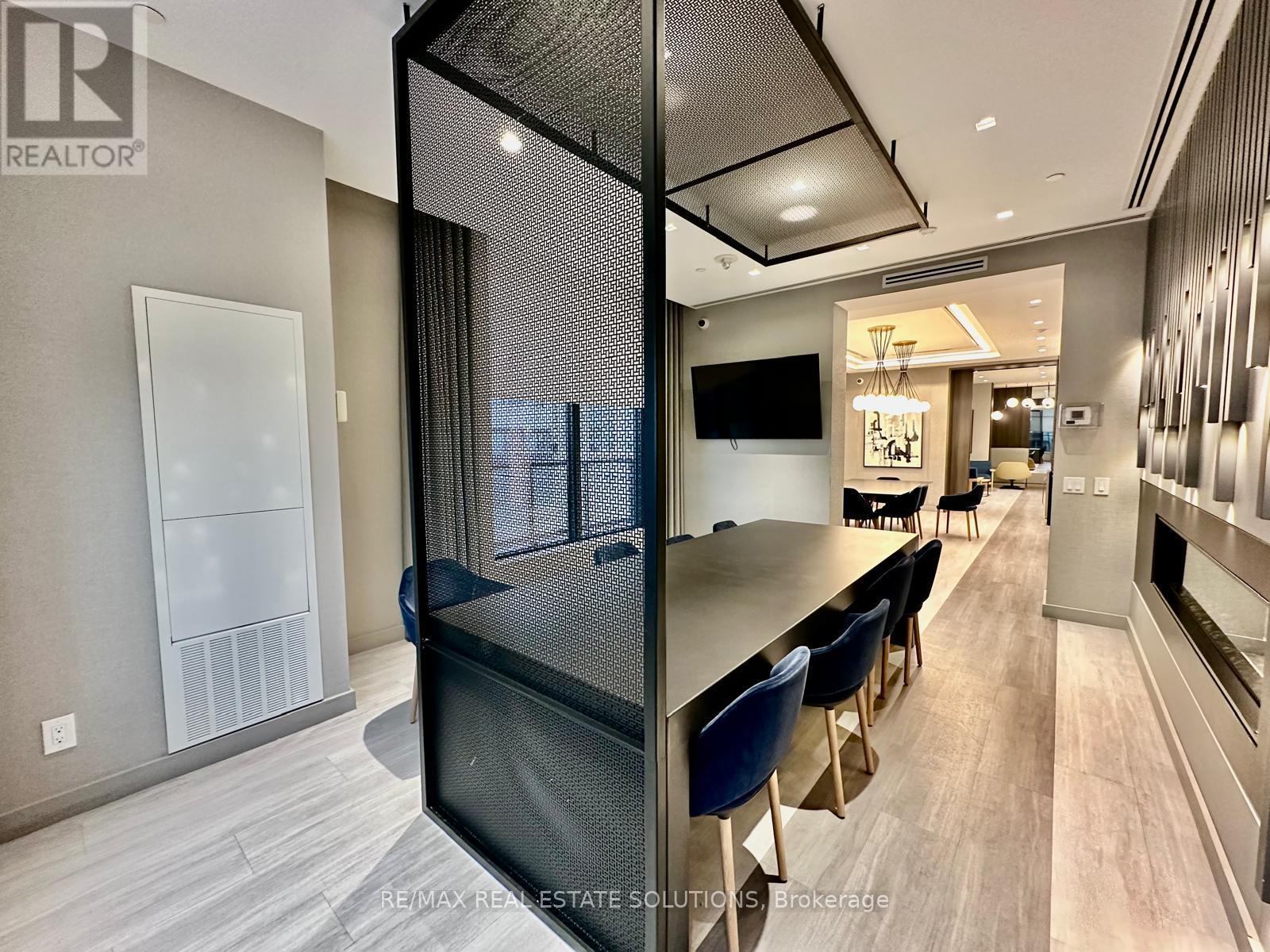 1611 - 30 Samuel Wood Way, Toronto (islington-city Centre West), Ontario