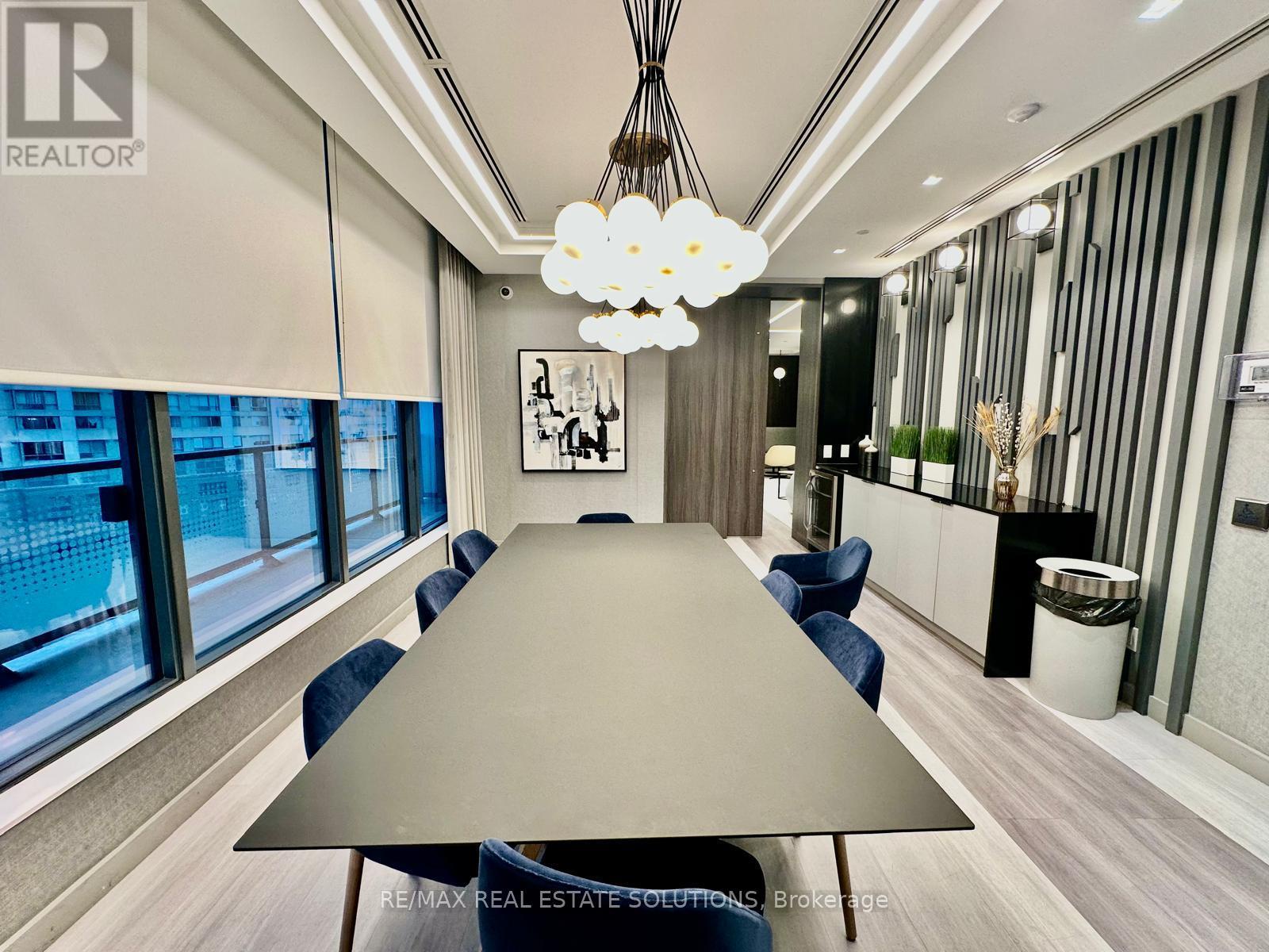 1611 - 30 Samuel Wood Way, Toronto (islington-city Centre West), Ontario