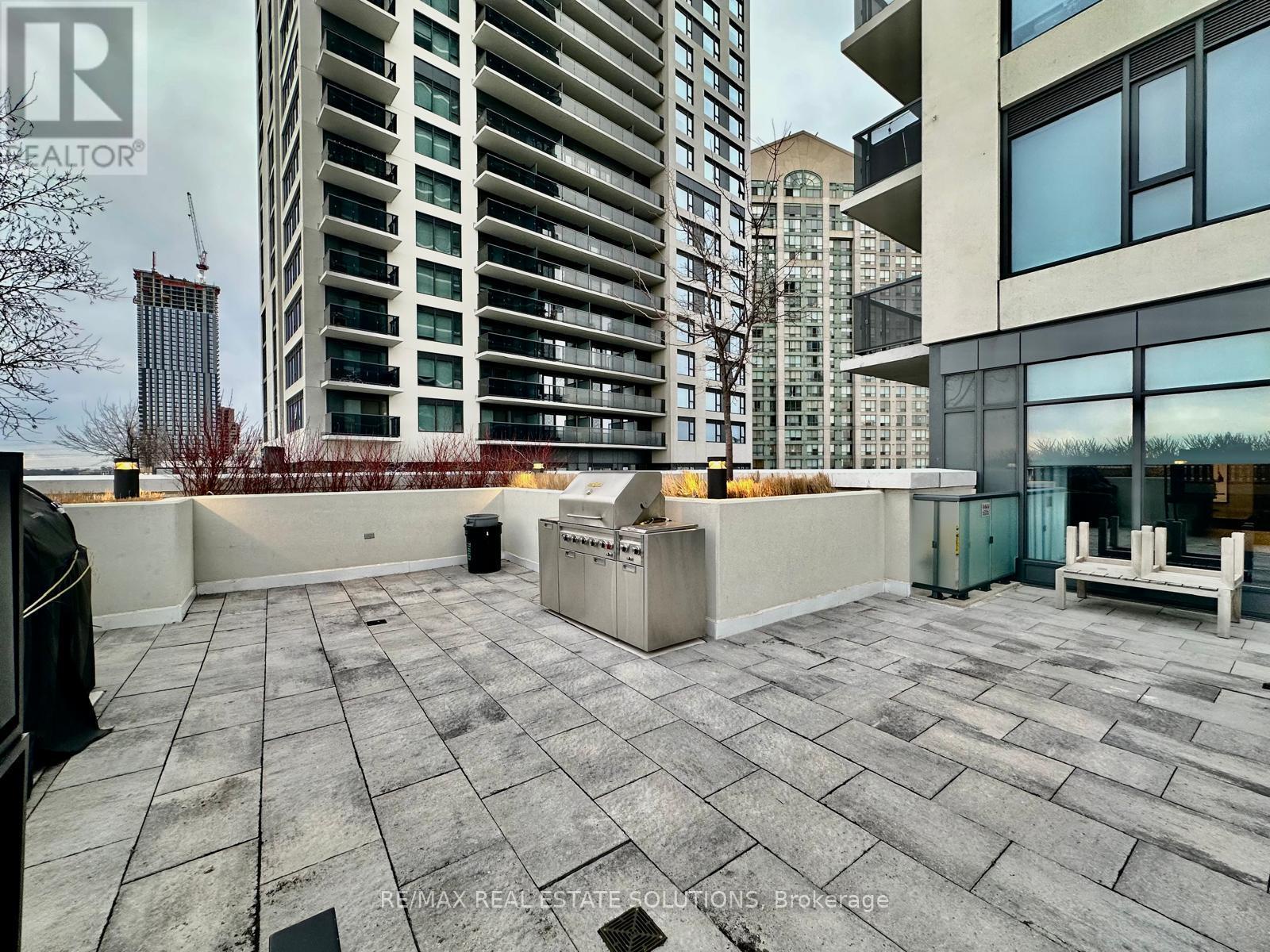 1611 - 30 Samuel Wood Way, Toronto (islington-city Centre West), Ontario