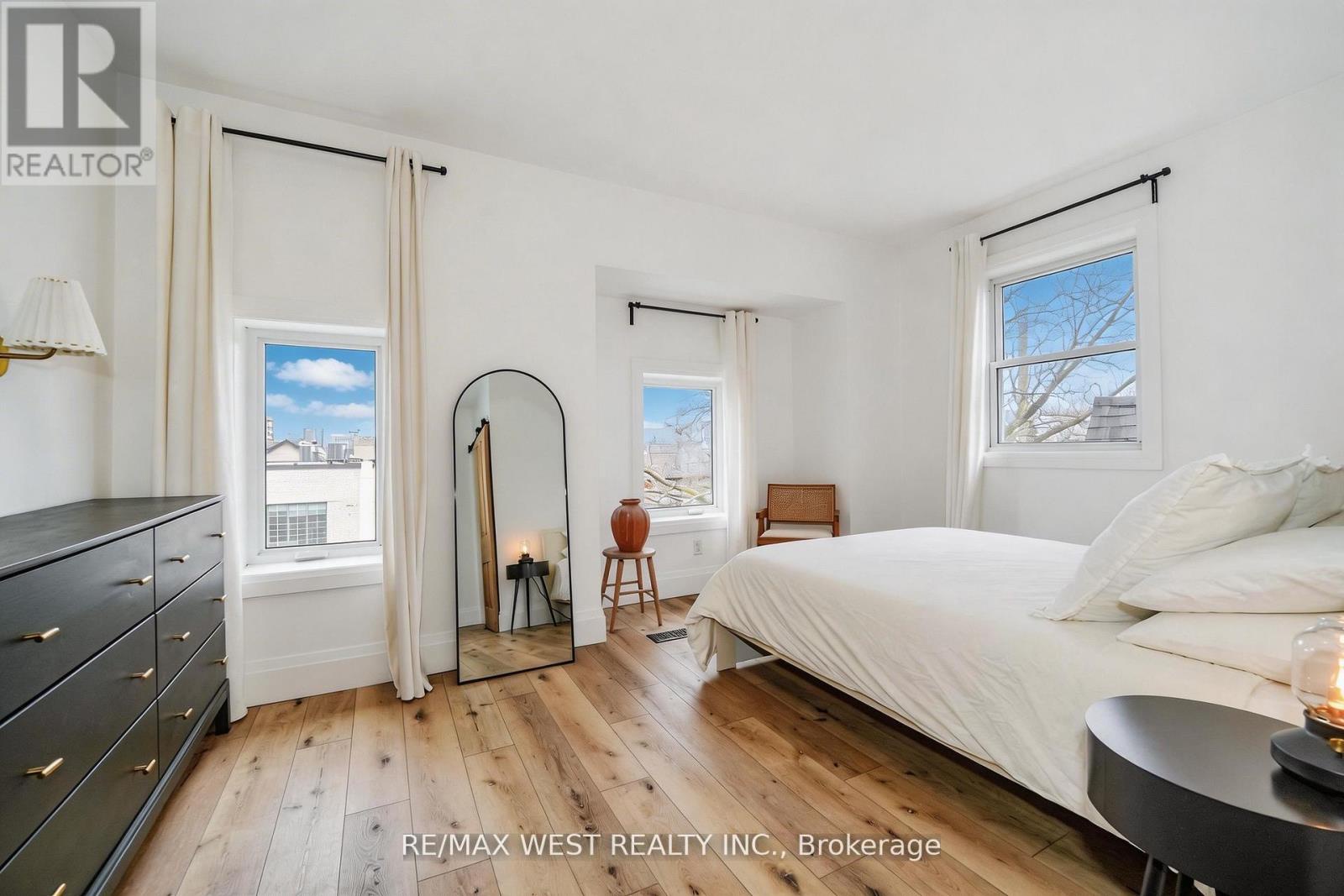 200 Euclid Avenue, Toronto (trinity-bellwoods), Ontario