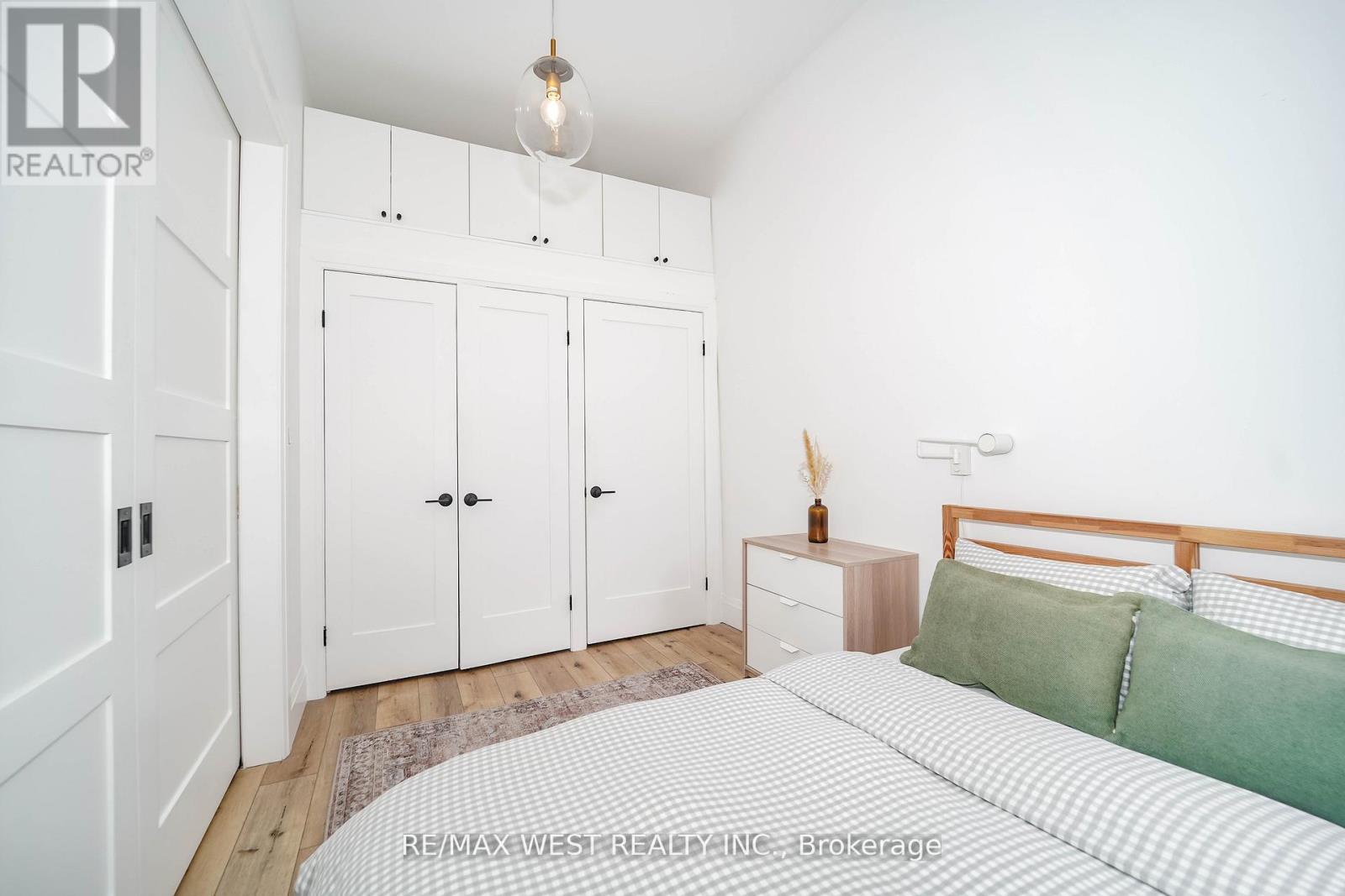 200 Euclid Avenue, Toronto (trinity-bellwoods), Ontario