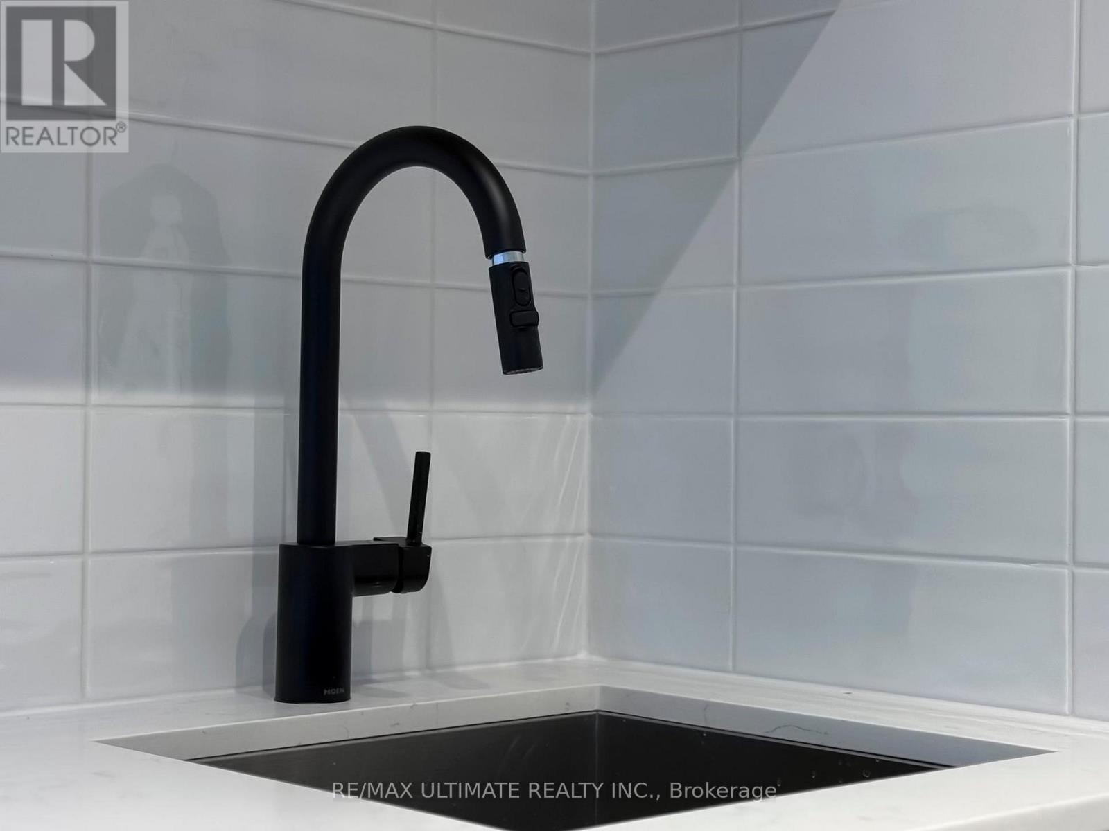 117 Broadway Avenue, Toronto (mount Pleasant West), Ontario