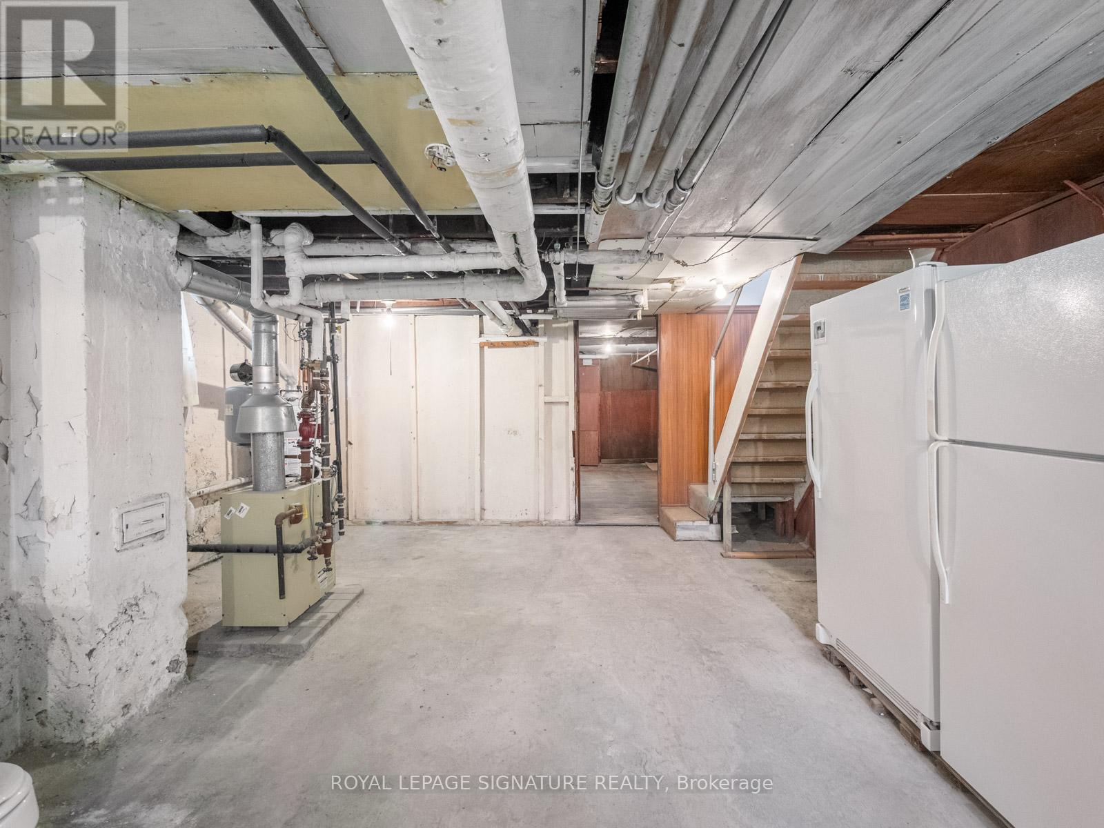 45 Eaton Avenue, Toronto (danforth), Ontario