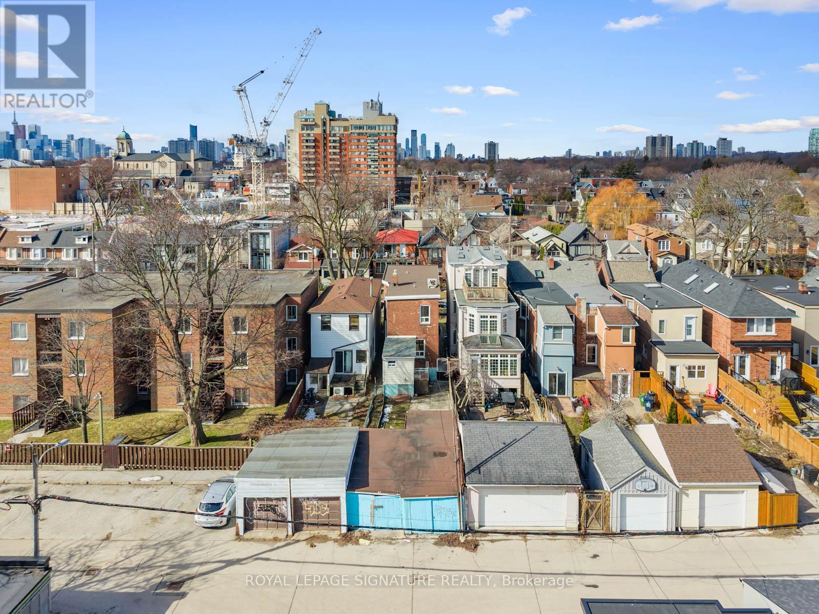 45 Eaton Avenue, Toronto (danforth), Ontario