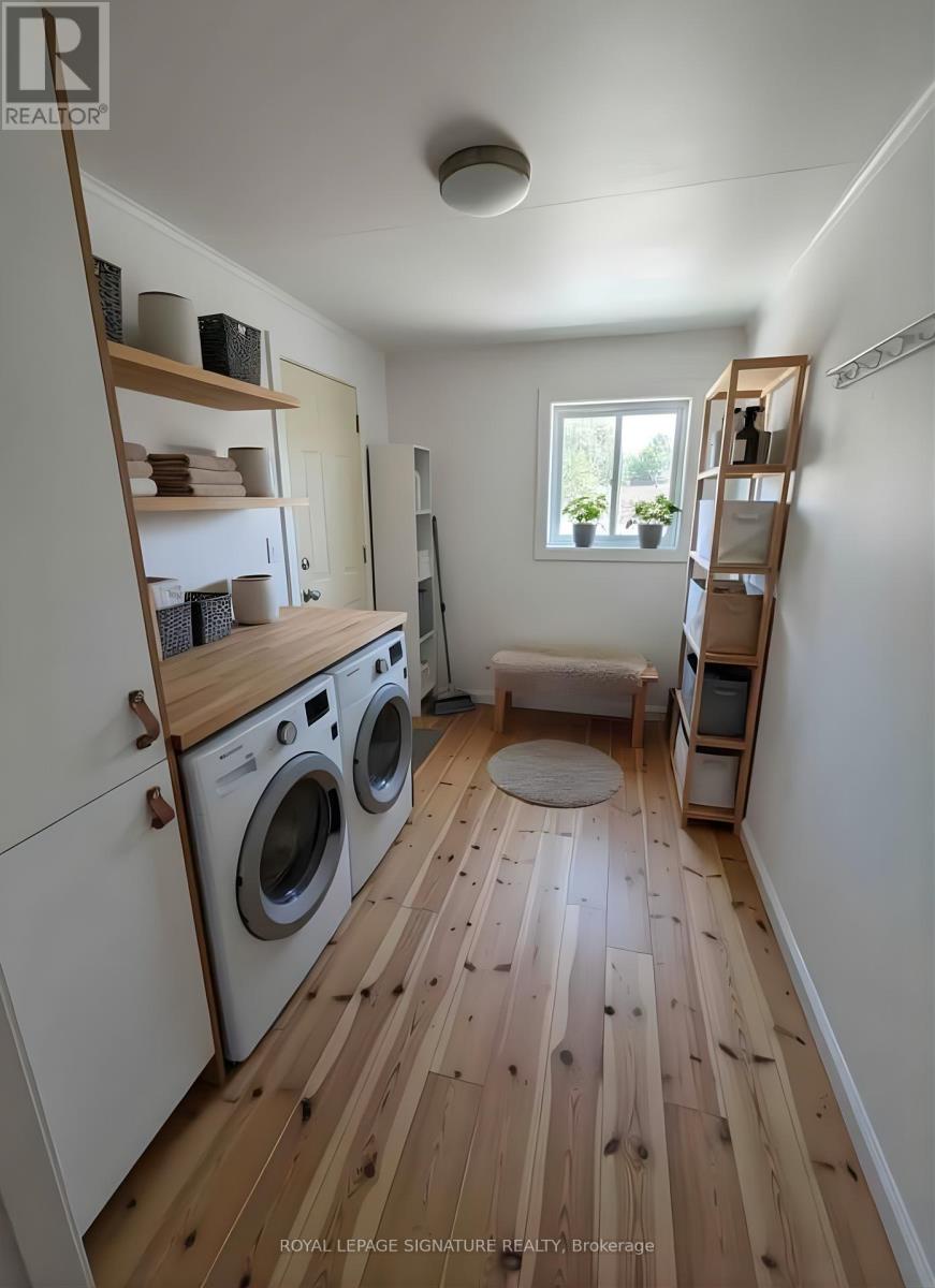 45 Eaton Avenue, Toronto (danforth), Ontario