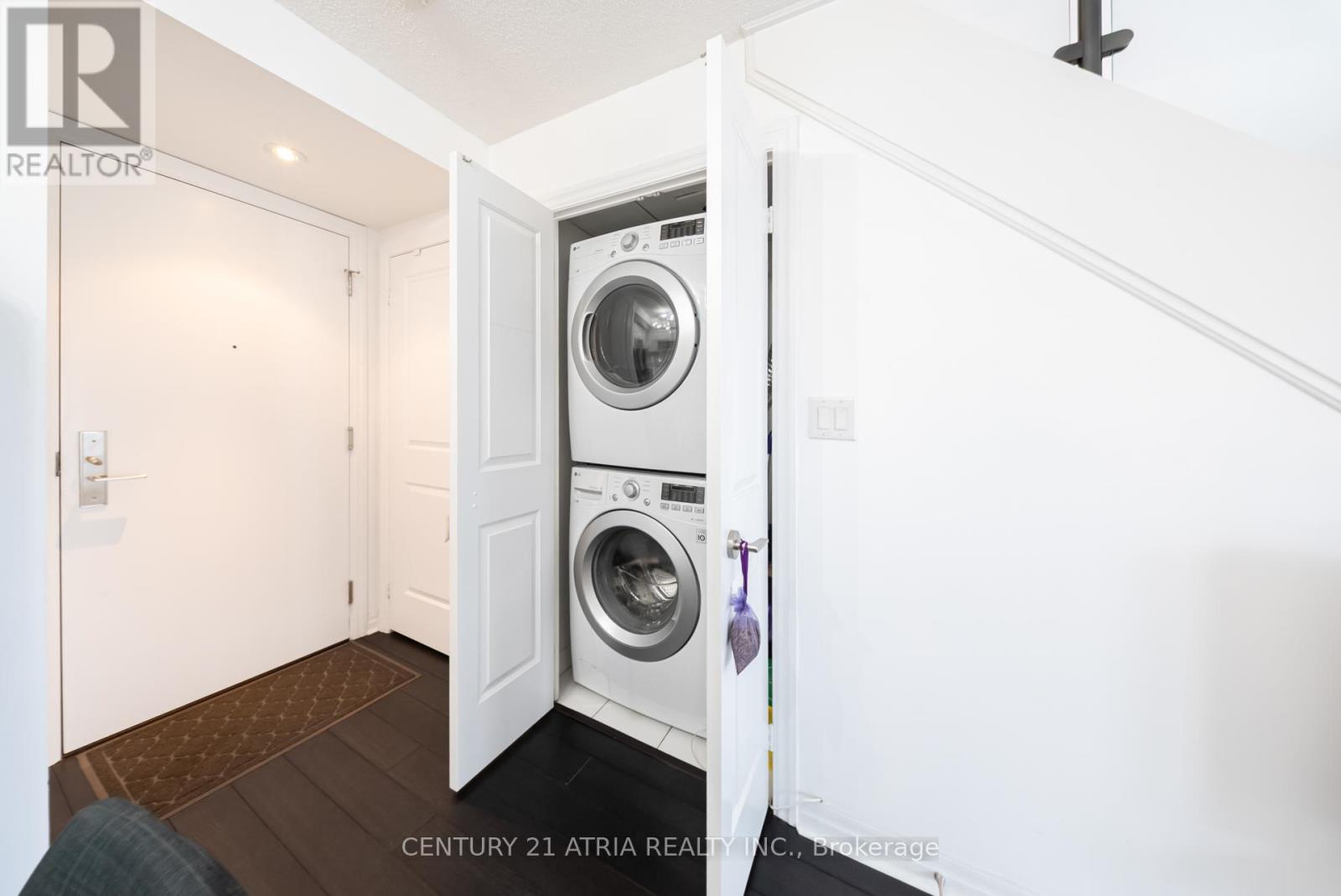 317 - 2015 Sheppard Avenue E, Toronto (henry Farm), Ontario