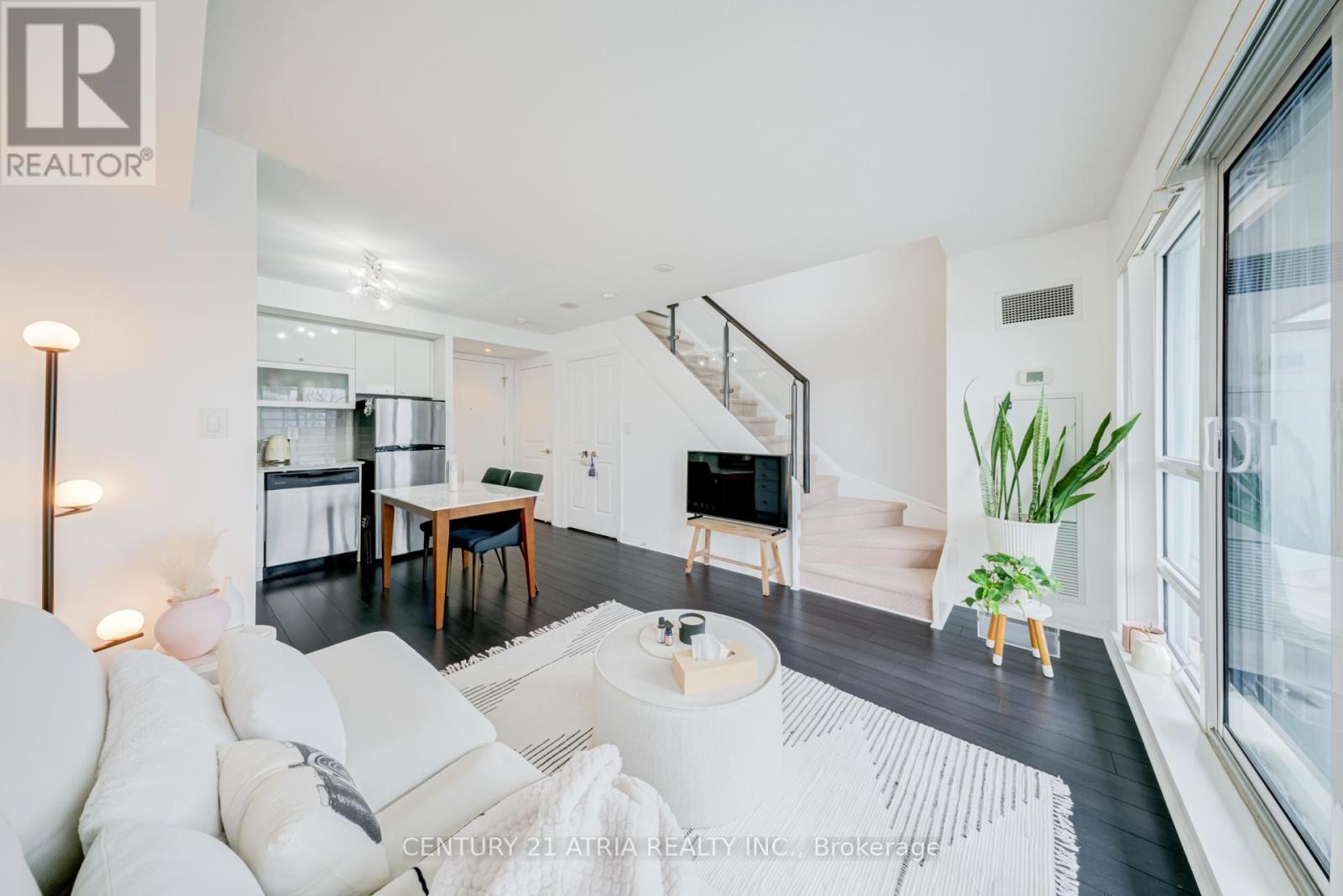 317 - 2015 Sheppard Avenue E, Toronto (henry Farm), Ontario