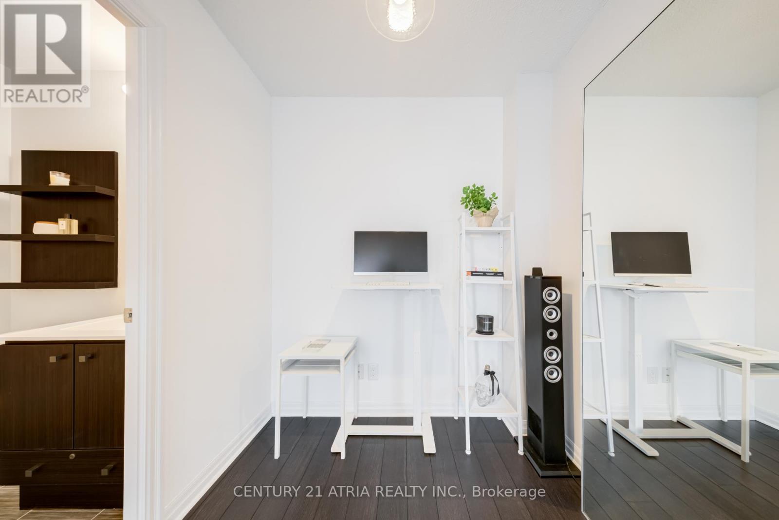 317 - 2015 Sheppard Avenue E, Toronto (henry Farm), Ontario