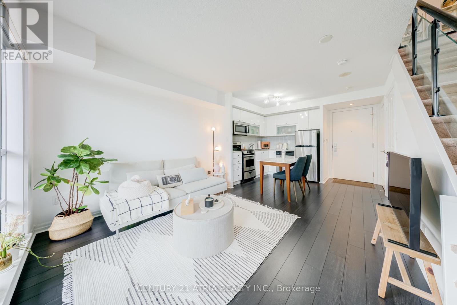 317 - 2015 Sheppard Avenue E, Toronto (henry Farm), Ontario