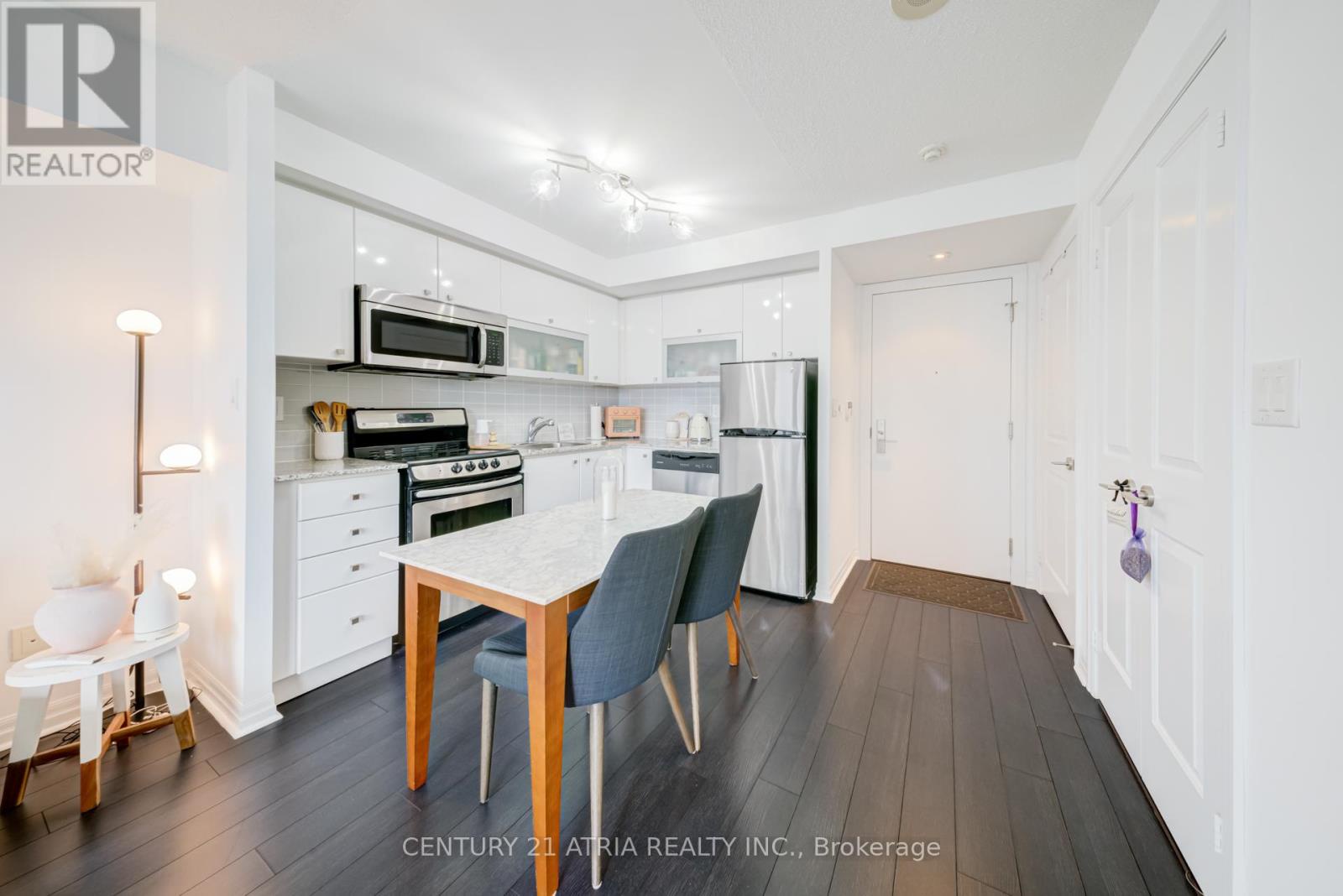 317 - 2015 Sheppard Avenue E, Toronto (henry Farm), Ontario