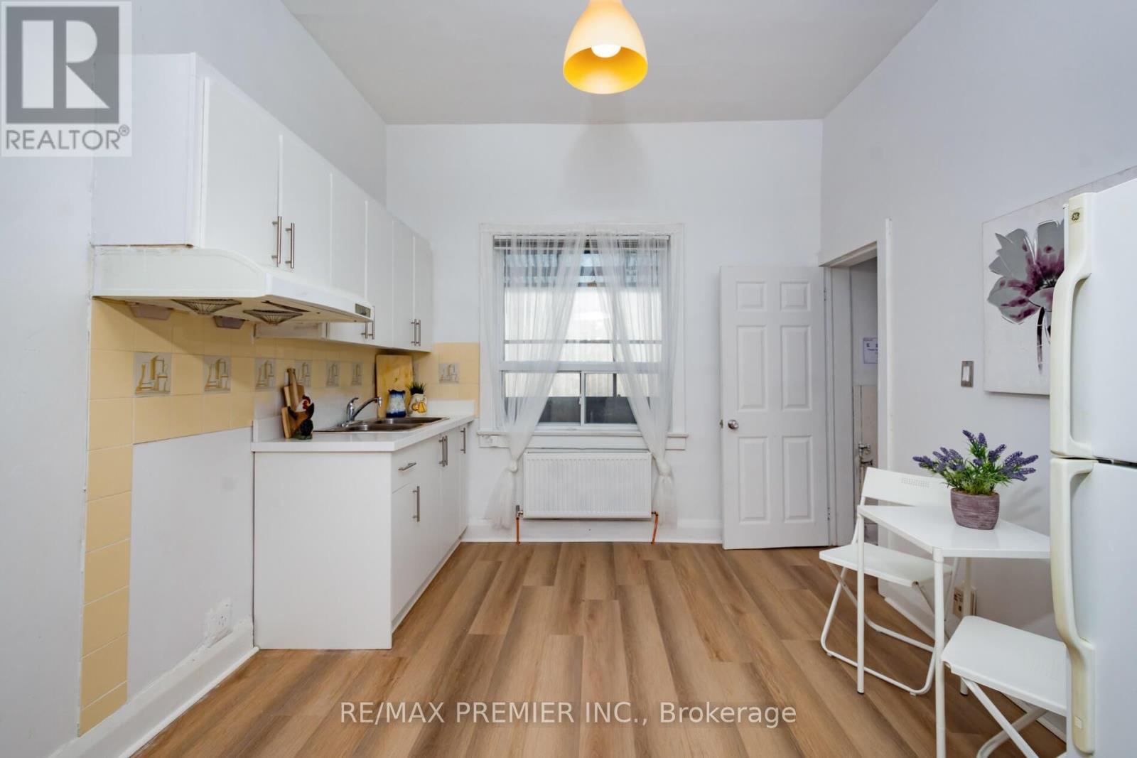 229 Bellwoods Avenue, Toronto (trinity-bellwoods), Ontario