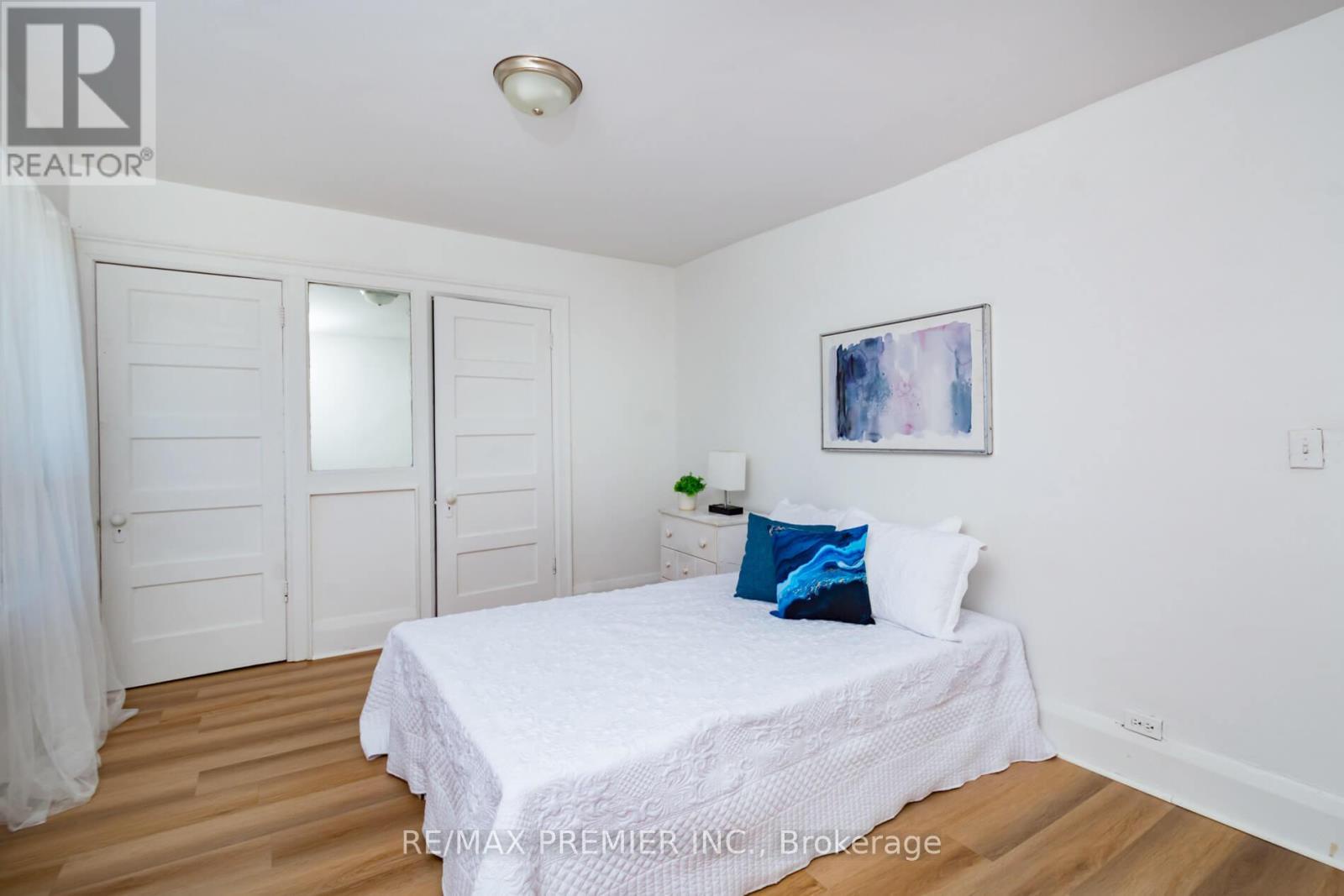 229 Bellwoods Avenue, Toronto (trinity-bellwoods), Ontario