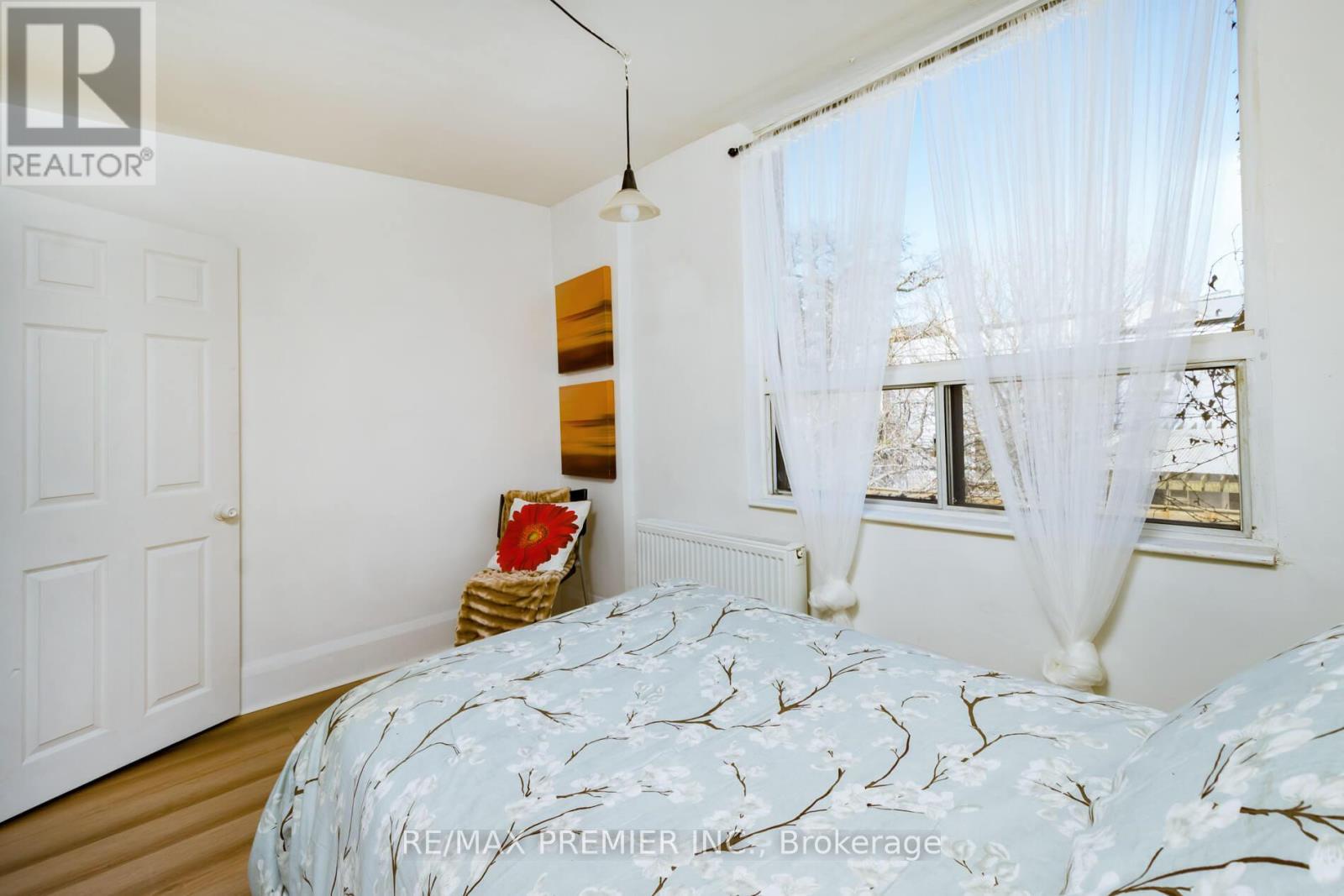 229 Bellwoods Avenue, Toronto (trinity-bellwoods), Ontario