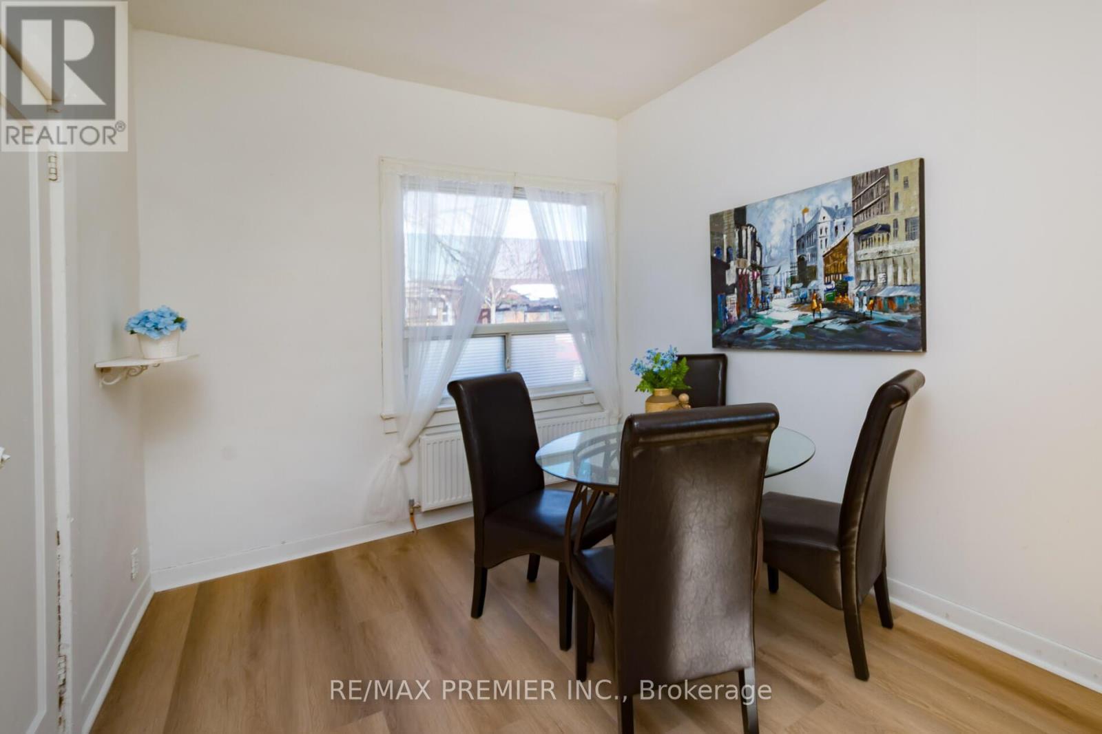 229 Bellwoods Avenue, Toronto (trinity-bellwoods), Ontario